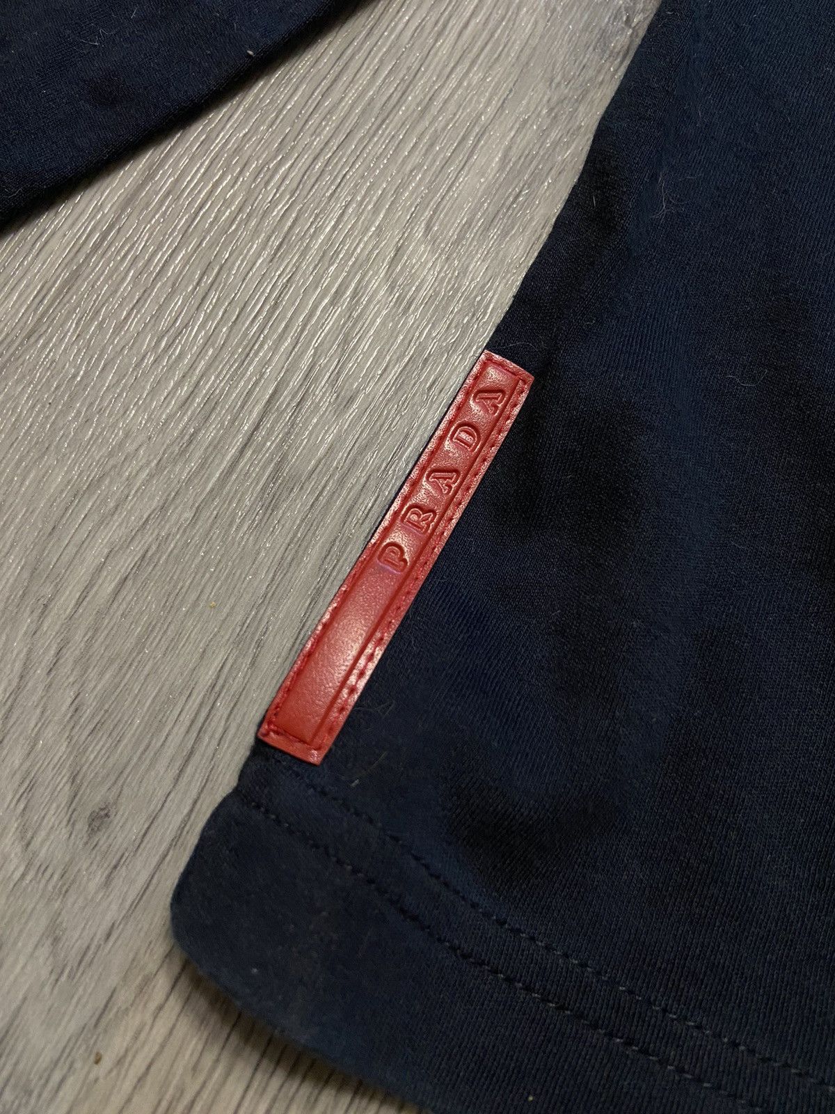 Prada Prada Longsleeve With Red Tab Size US M / EU 48-50 / 2 - 3 Thumbnail