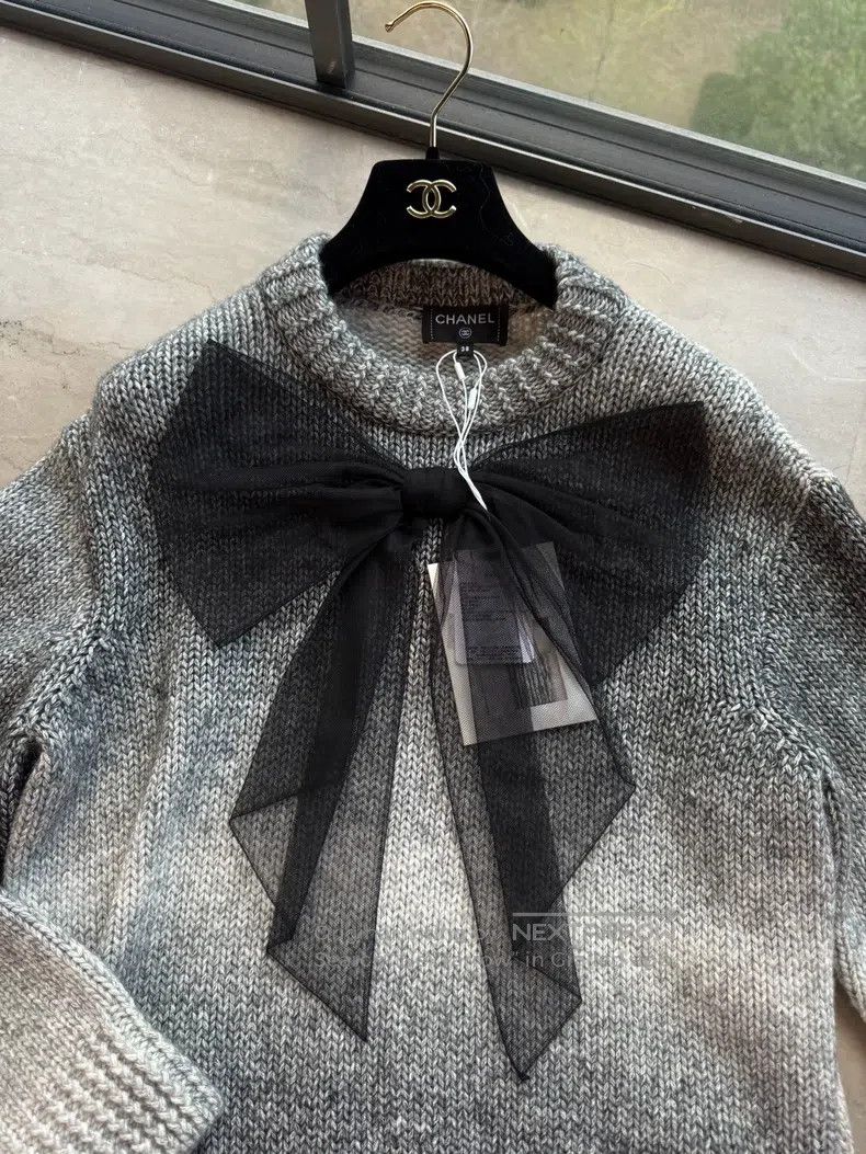 Chanel Chanel 24k bow brooch sweater Size XS / US 0-2 / IT 36-38 - 3 Thumbnail