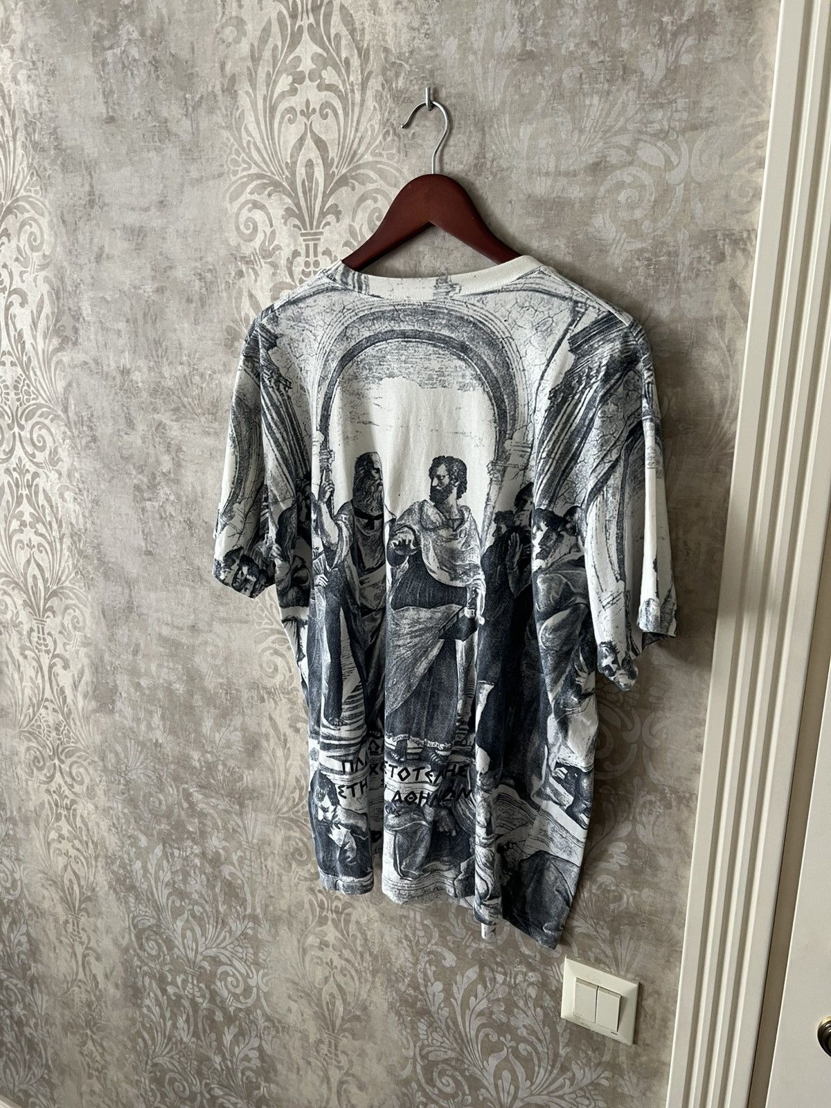 Vintage Vintage All Over Print School of Athens Philosophy Graphic T Size US L / EU 52-54 / 3 - 11 Thumbnail