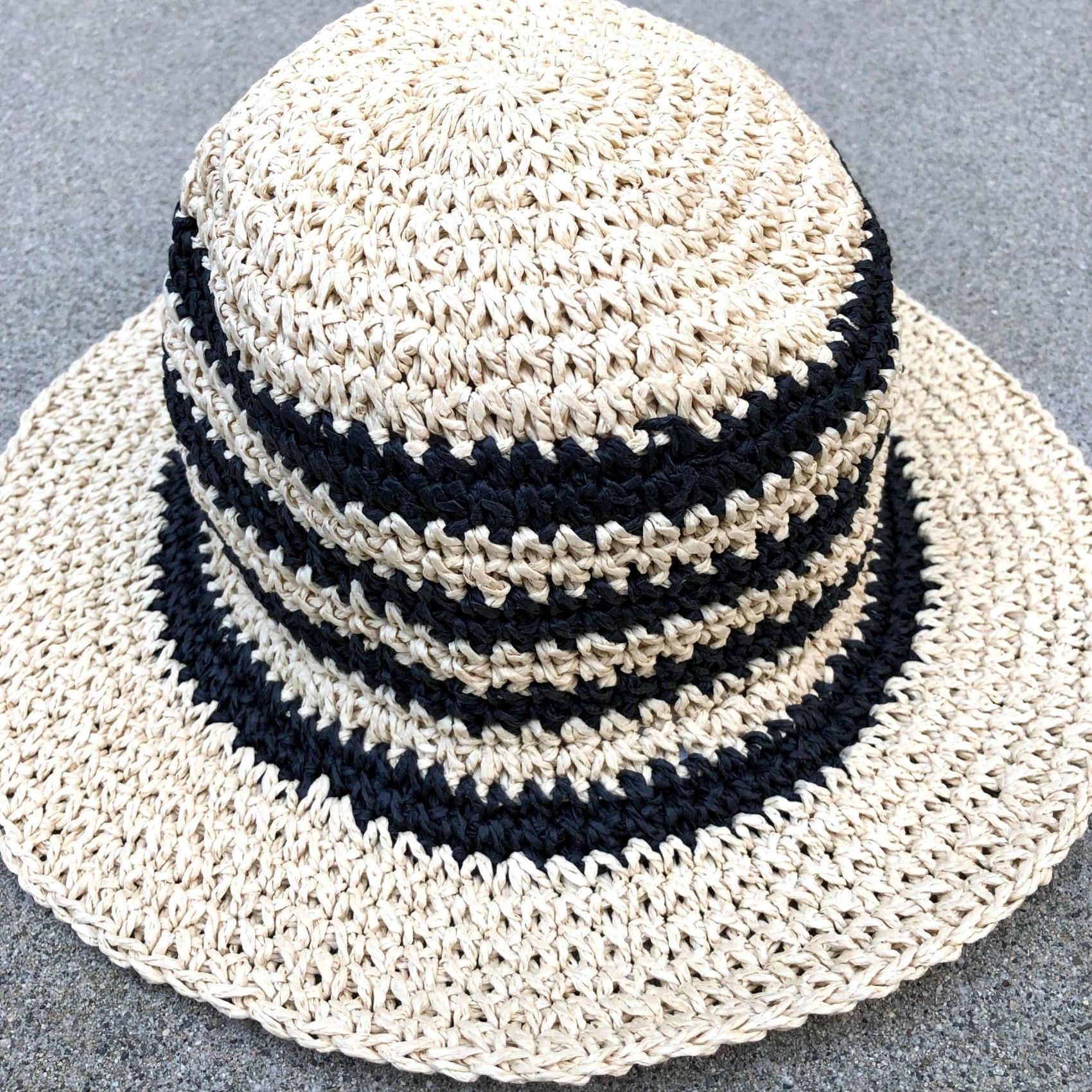 Gap VTG Gap Crochet Packable Bucket Sun Hat Women's One Size Travel Cap Beige Hats Mens Womens Girls Boys? Size ONE SIZE - 2 Thumbnail