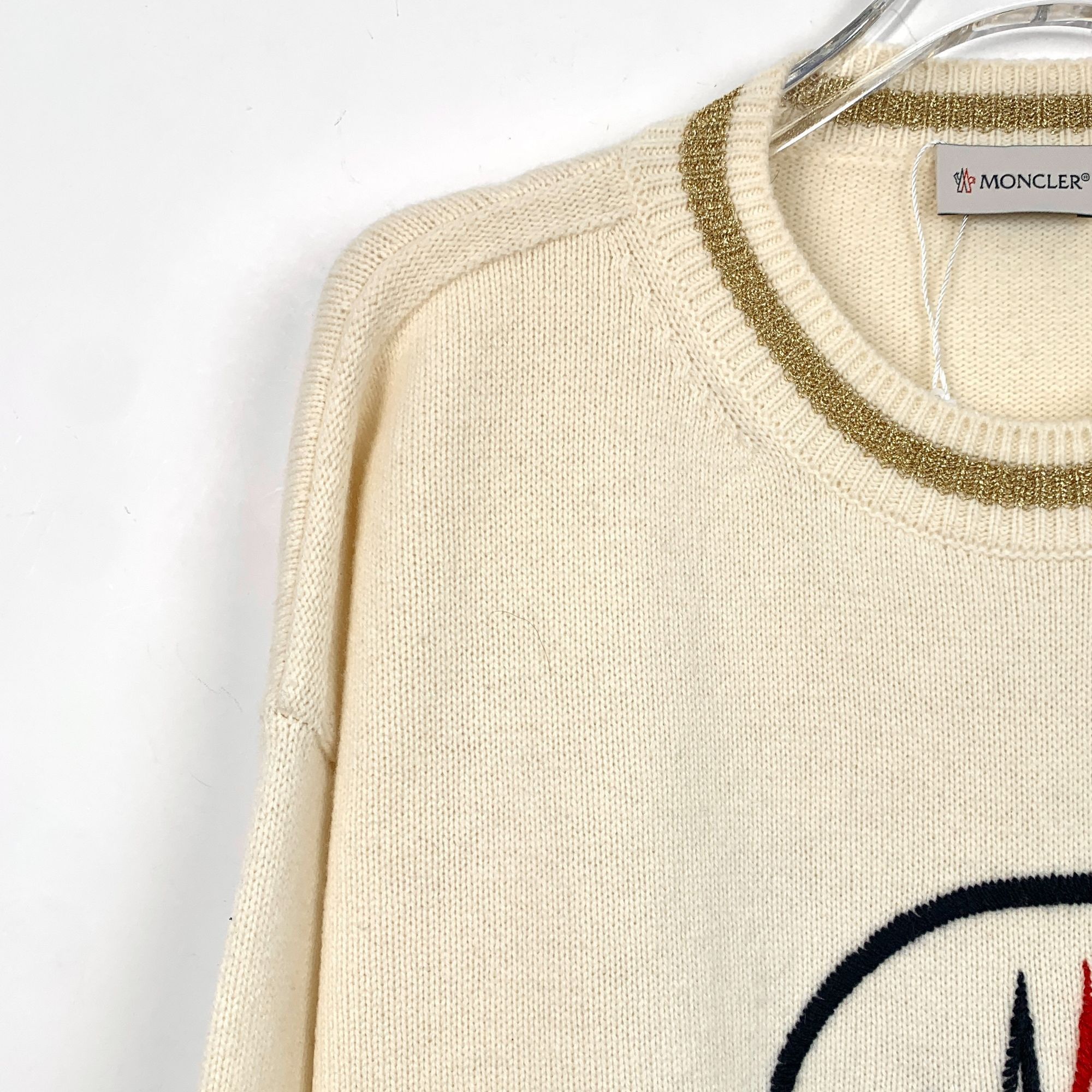 Moncler Moncler White Wool Crewneck Sweater With Gold Accents & Logo Size S / US 4 / IT 40 - 3 Thumbnail