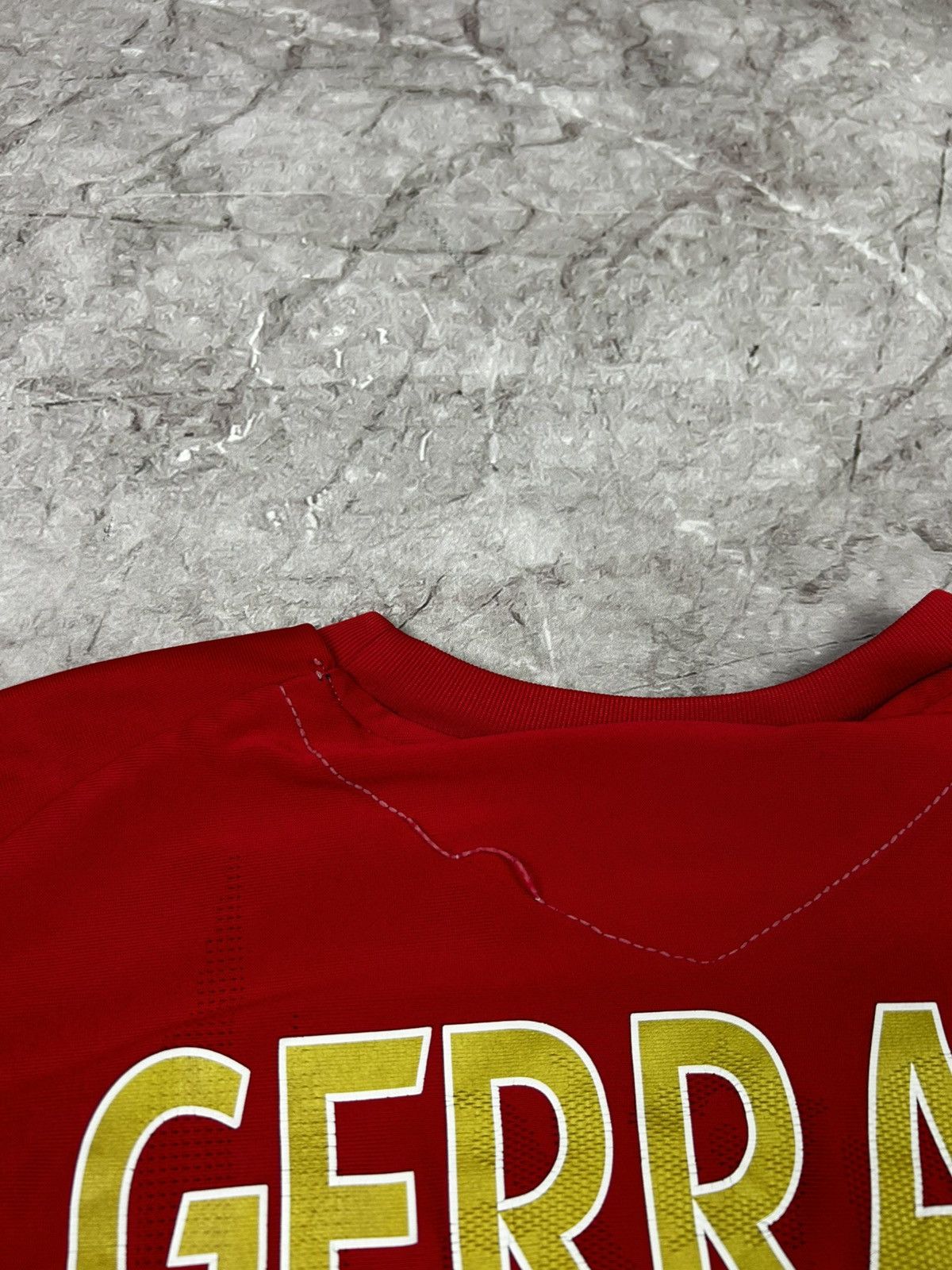 Umbro × Vintage VINTAGE ENGLAND GERRARD #4 SOCCER JERSEY FOOTBALL SHIRT Size US M / EU 48-50 / 2 - 9 Thumbnail