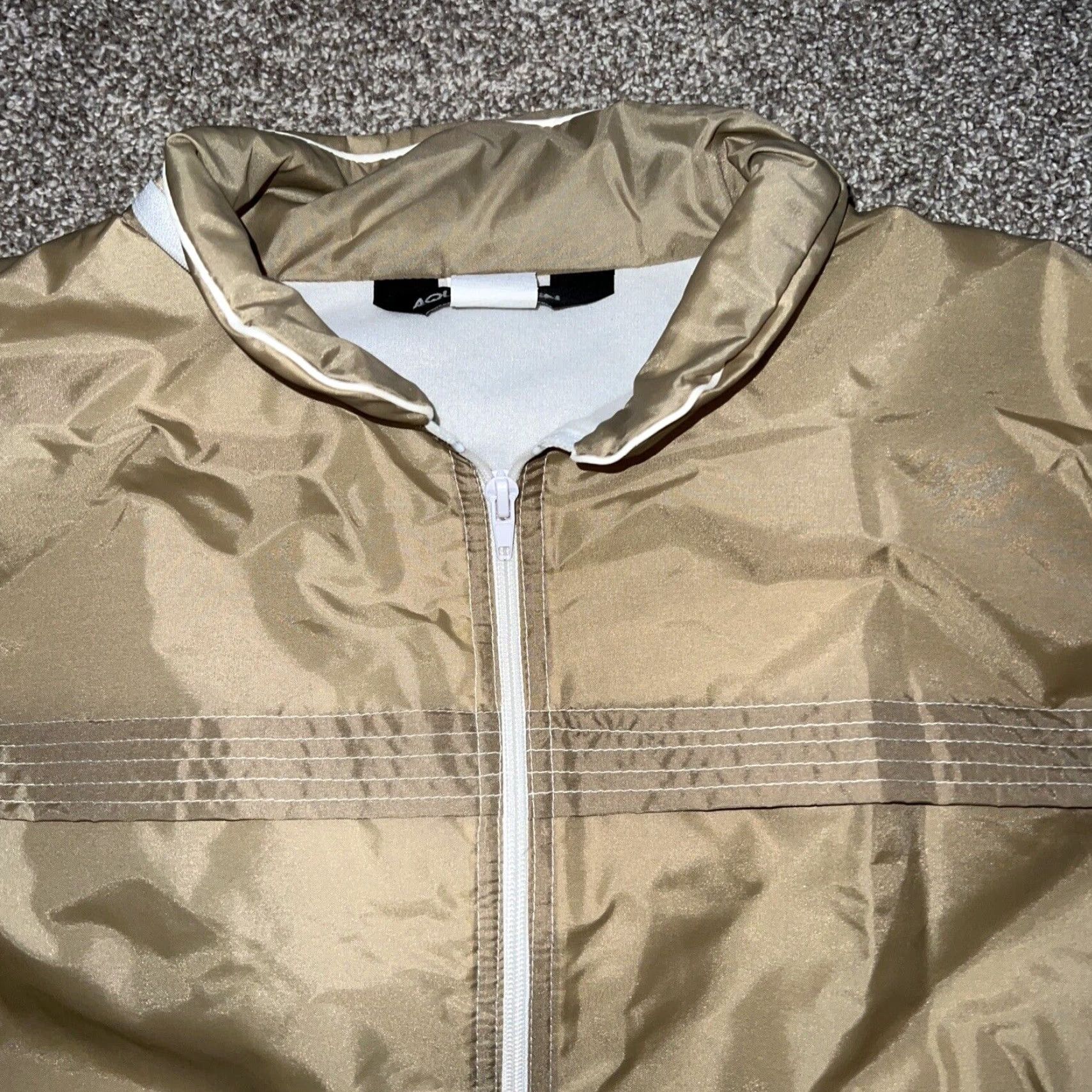 AQUA VINTAGE Aqua Sheen Beige Full Zip Rain Jacket Womens M Size Regular Jacket Womens Beige Full Zip rain jacket Size M / US 6-8 / IT 42-44 - 2 Thumbnail