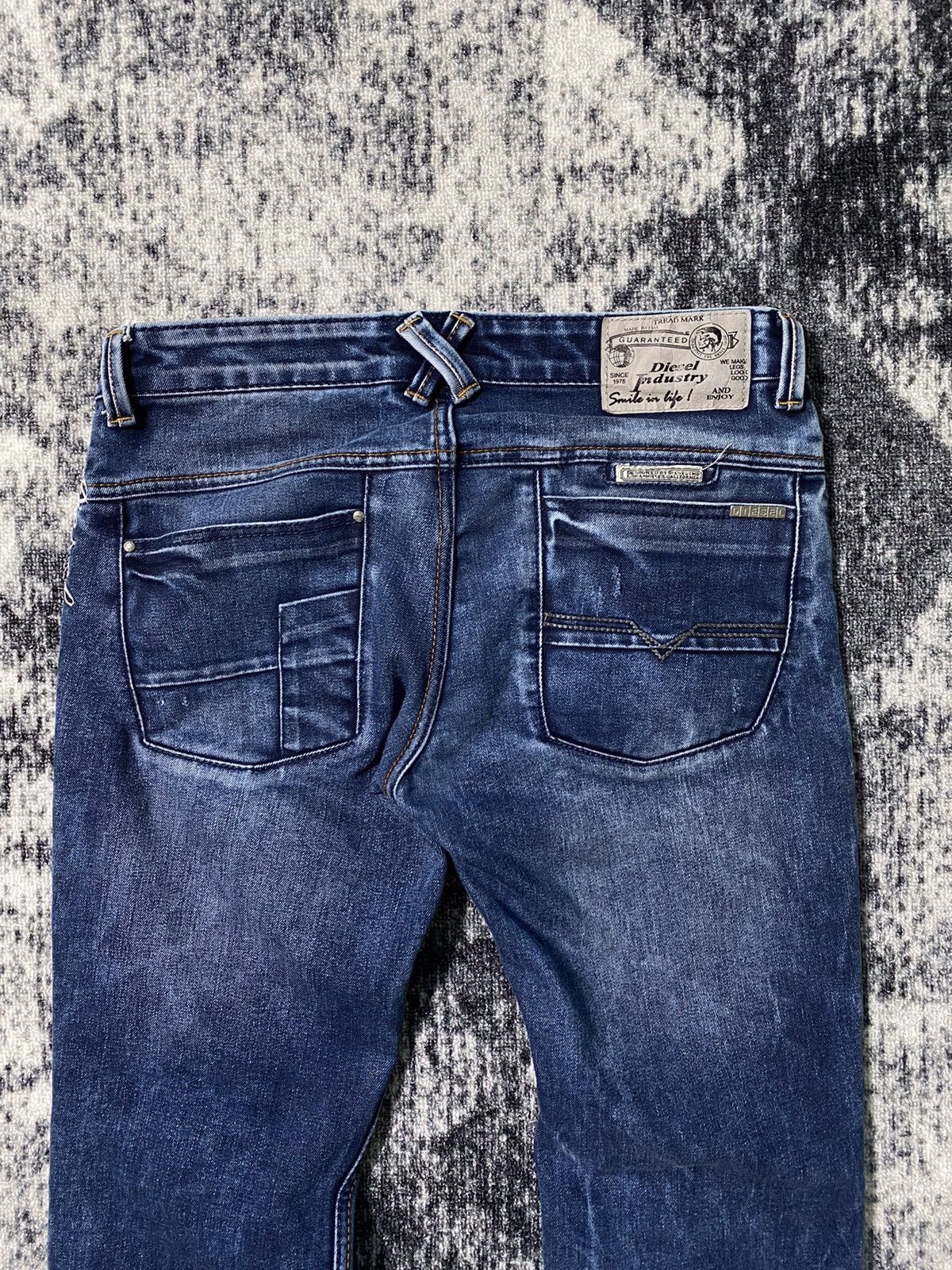 Diesel × Diesel Black Gold × Vintage Vintage Diesel Black Gold Denim Jeans Y2K STYLE 90s Size US 32 / EU 48 - 2 Thumbnail