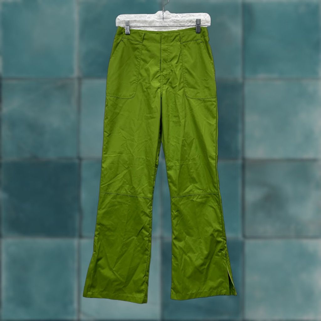 Vintage VINTAGE Kru Scrub Pants XS Small Womens Lime Green Flare Medical Nurse 0 2 24 25 Women XS Green Flare Scrub Pants Size 26" / US 2 / IT 38 - 1 Thumbnail