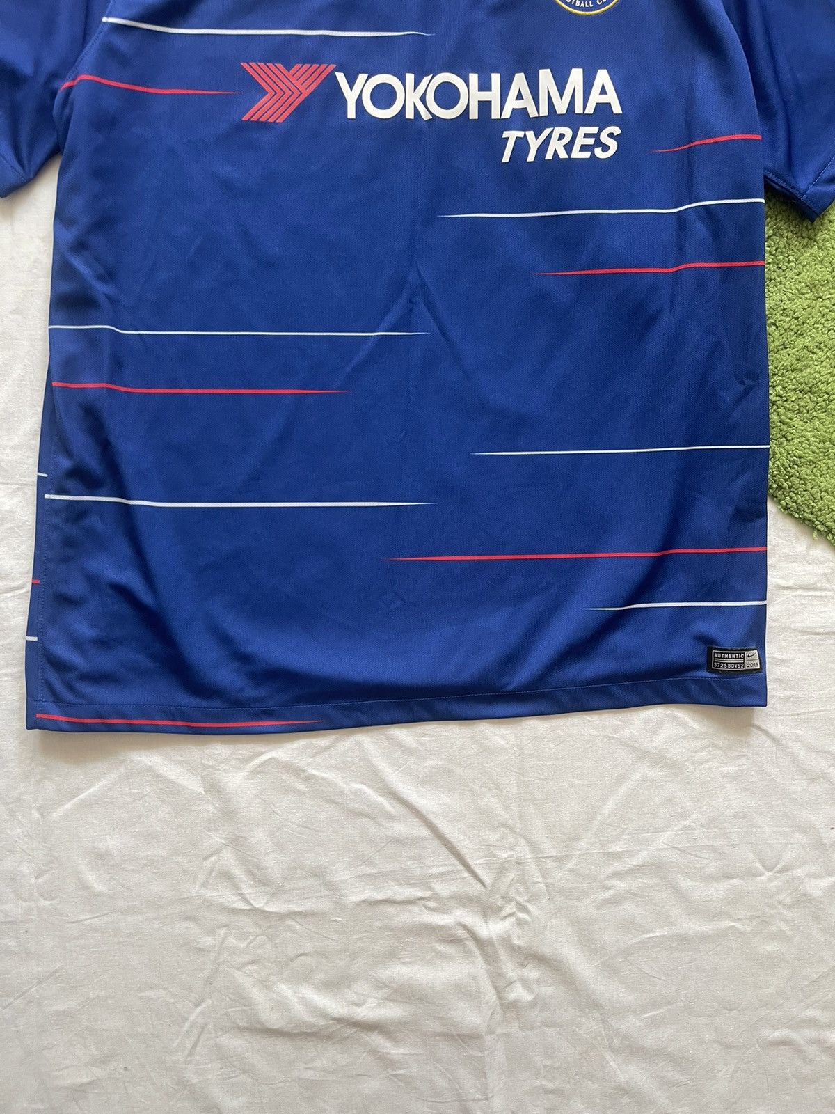 Chelsea Soccer × Nike Jersey Nike Chelsea 2018 Size US XL / EU 56 / 4 - 5 Thumbnail