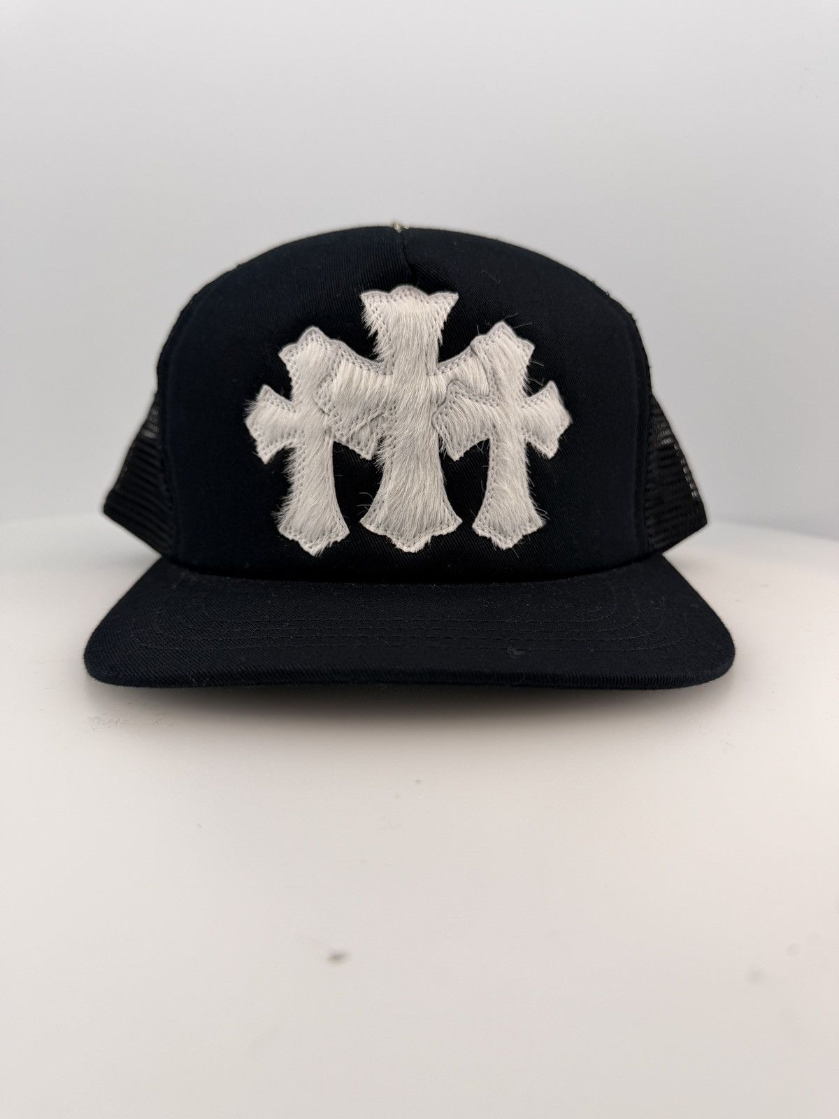 Chrome Hearts Chrome Hearts Pony Hair Cross Patch Trucker Hat Black Size ONE SIZE - 1 Thumbnail