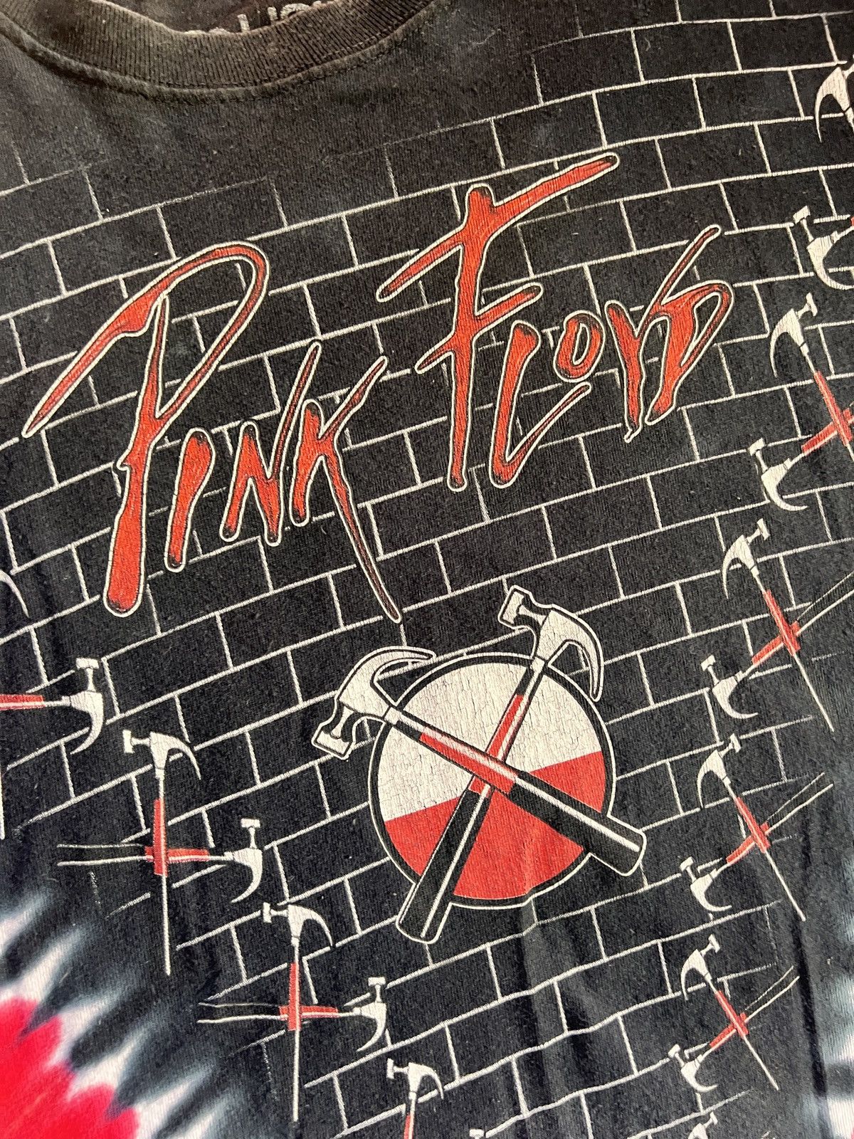 Pink Floyd Pink Floyd “The Wall” Tie Dye Tee Size US L / EU 52-54 / 3 - 2 Thumbnail