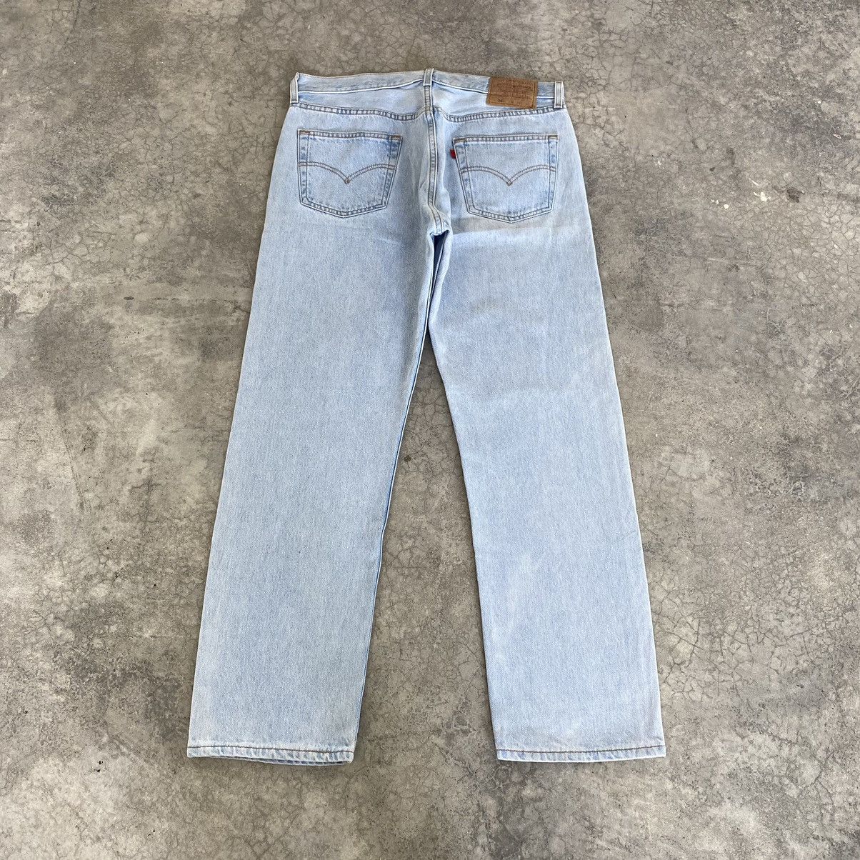 Levi's Size 35x30 Vintage 1996 Levis 501 Light Blue Jeans Size US 35 - 12 Thumbnail