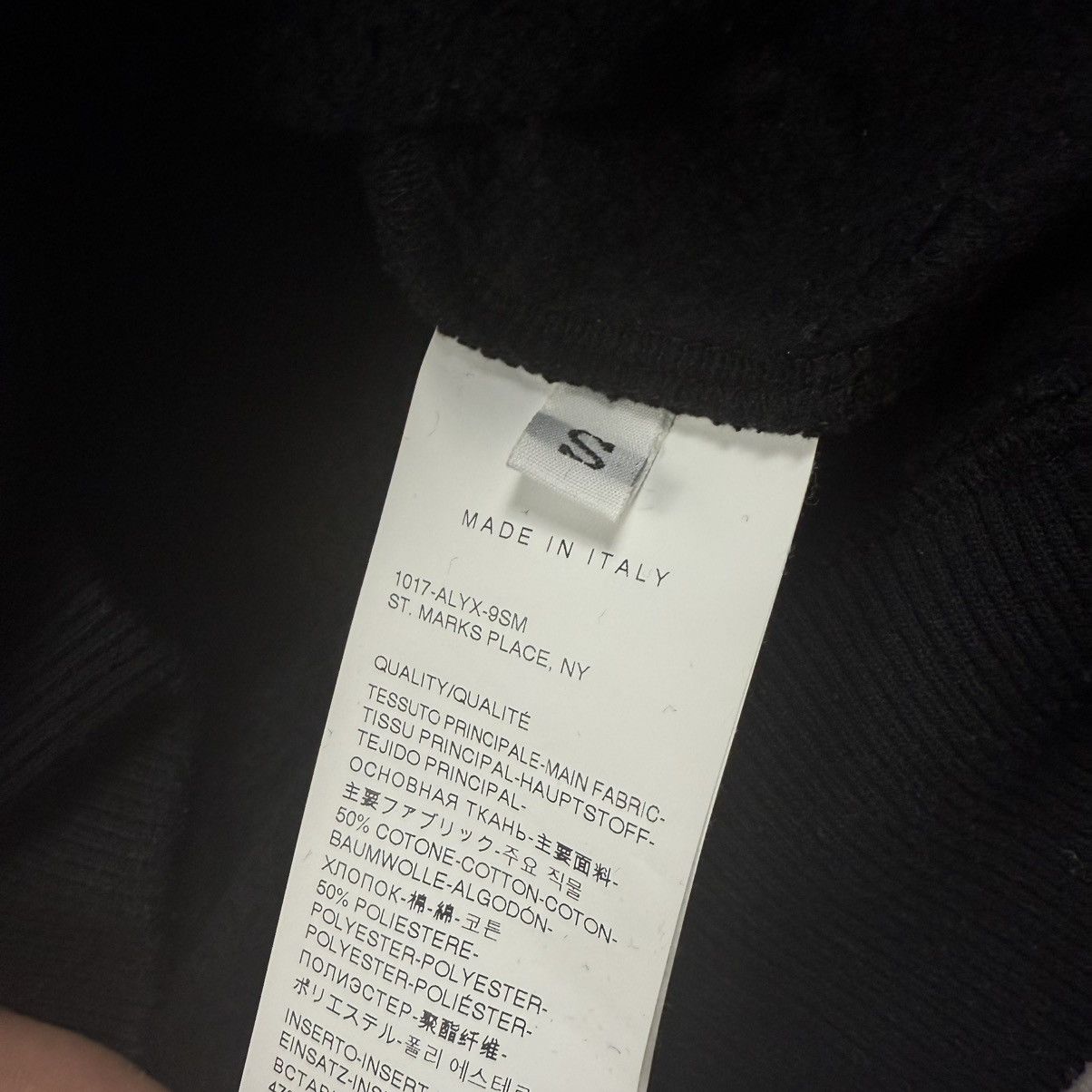 1017 ALYX 9SM 1017 ALYX 9SM Hoodie central logo Size US S / EU 44-46 / 1 - 6 Thumbnail
