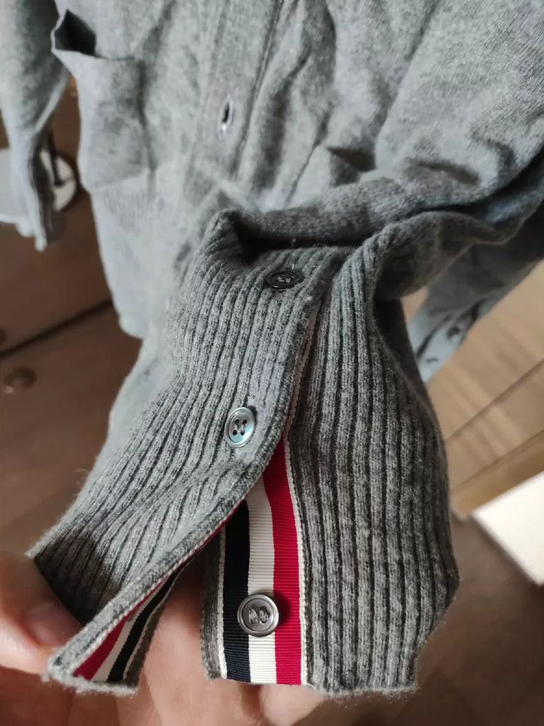 Thom Browne Thom Browne Cashmere four-button sweater Size US L / EU 52-54 / 3 - 7 Thumbnail