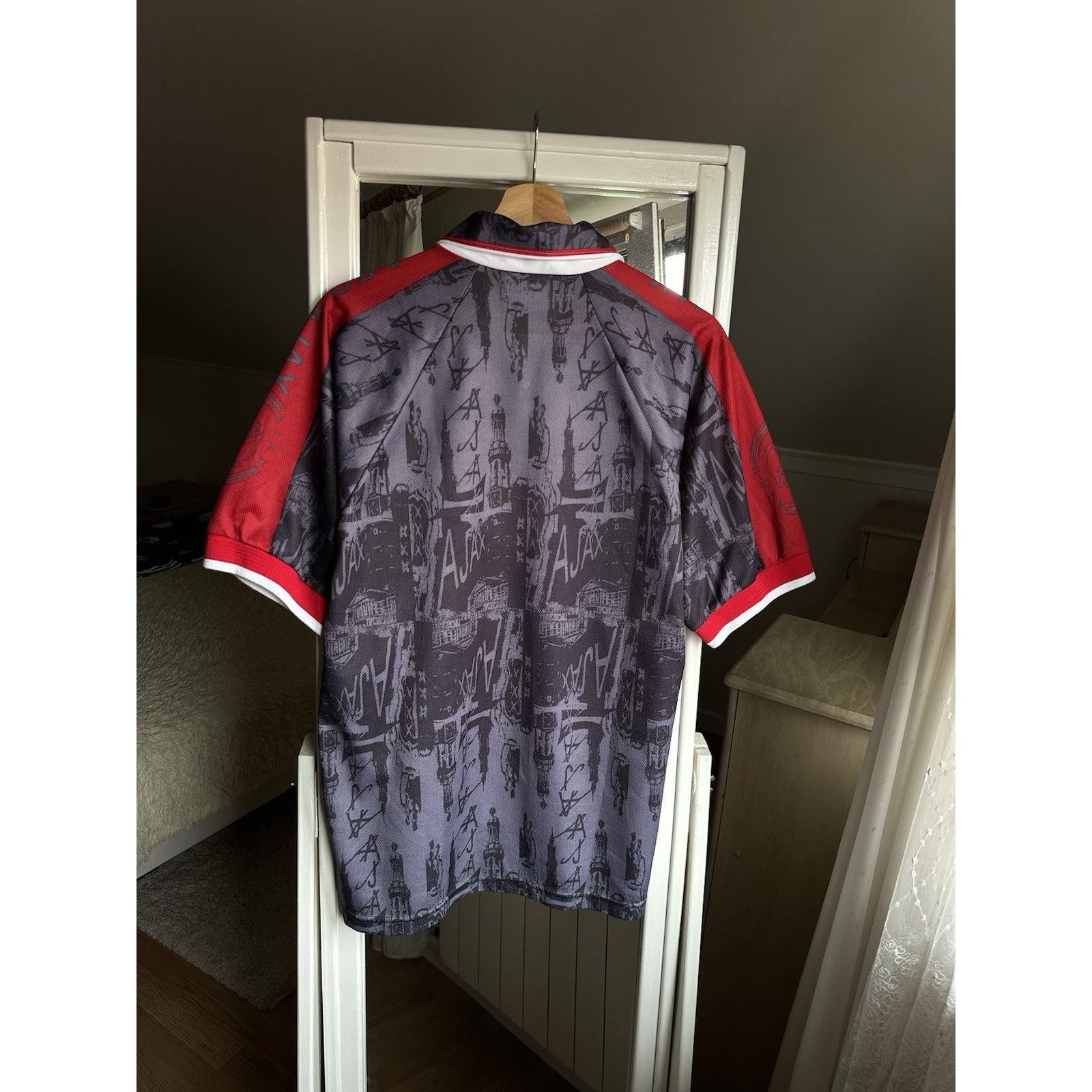 Umbro AJAX 1996 1997 AWAY SHIRT FOOTBALL SOCCER JERSEY UMBRO MENS Size US L / EU 52-54 / 3 - 9 Thumbnail