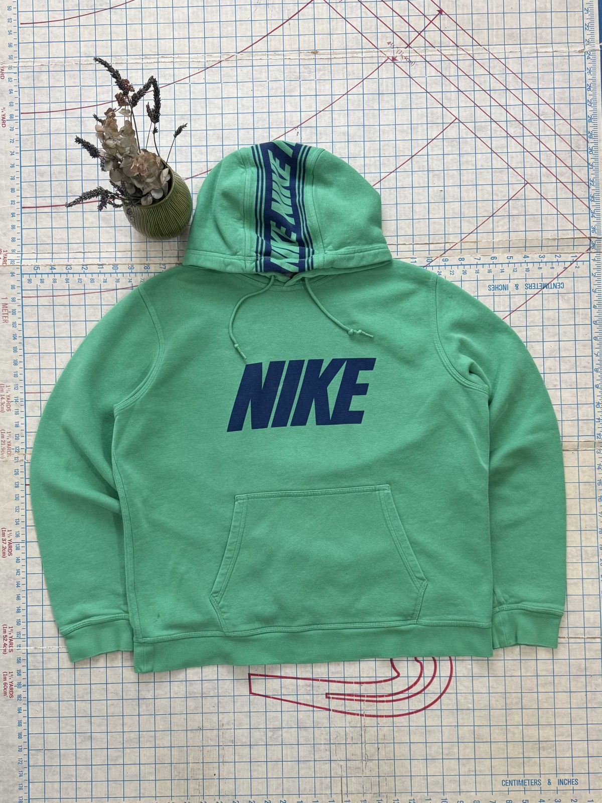 Nike × Vintage Vintage Y2K Nike Spell Out Hoodie Green Fits Size XL Size US XL / EU 56 / 4 - 3 Thumbnail