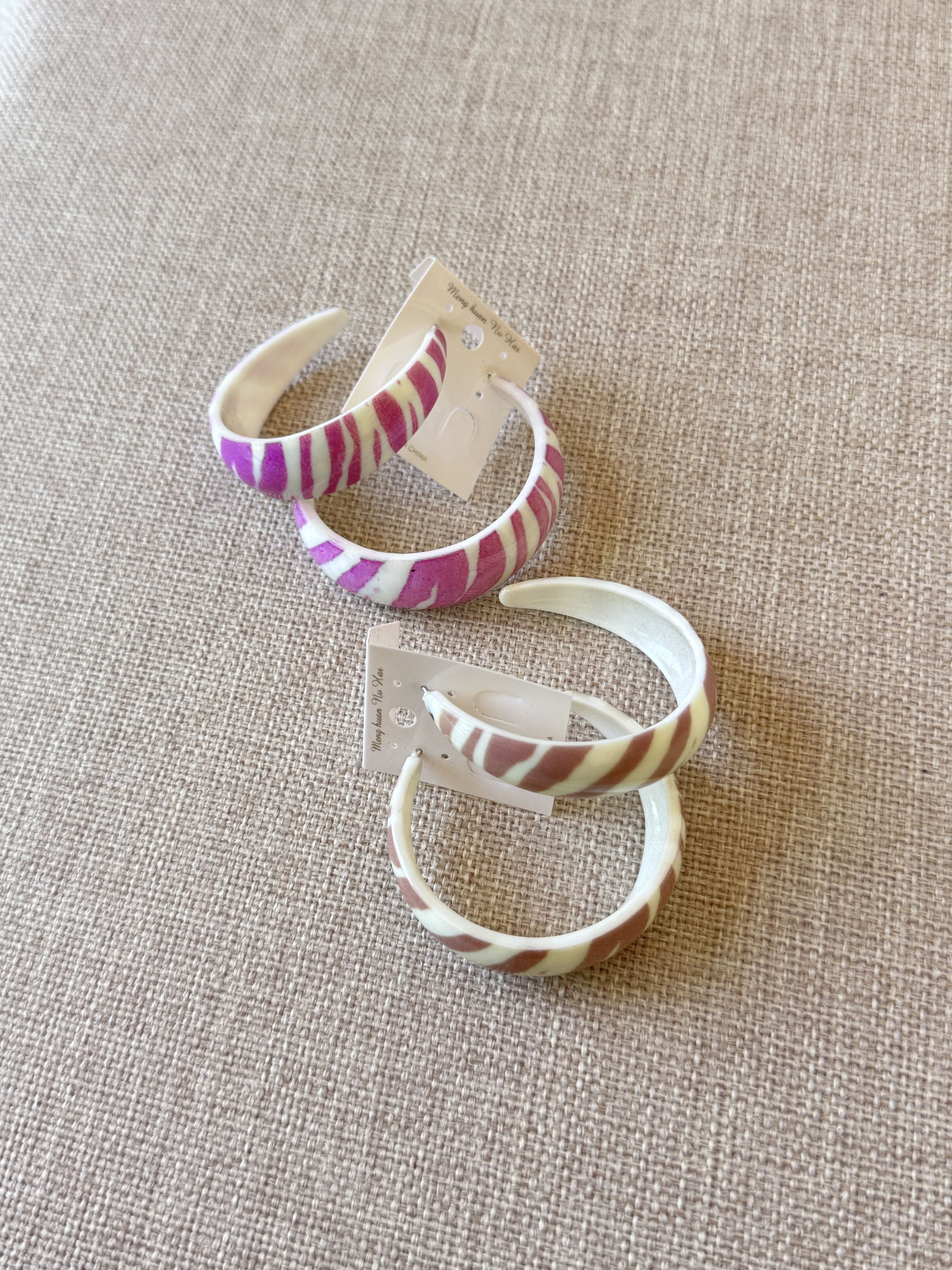 Other Pink White Striped Chunky Hoop Earrings Size ONE SIZE - 2 Thumbnail