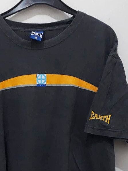 Vintage Vintage Planet Earth Skateboards t shirt made in USA L Size US L / EU 52-54 / 3 - 1 Thumbnail