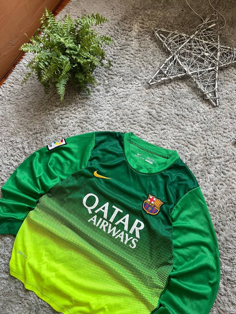 Nike × Vintage Nike x Barcelona Long-sleeve Streetwear Logo Swoosh Rare Size US M / EU 48-50 / 2 - 3 Thumbnail