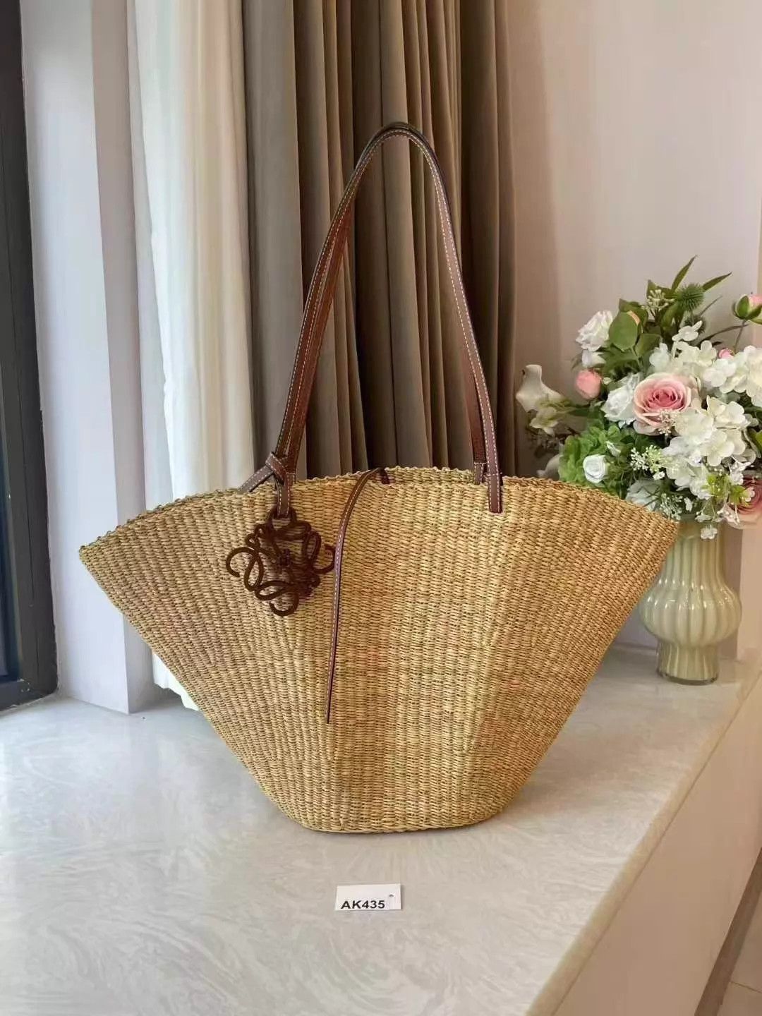 Loewe LOEWE elephantgrass woven shell shoulder bag AK435 Size ONE SIZE - 1 Thumbnail
