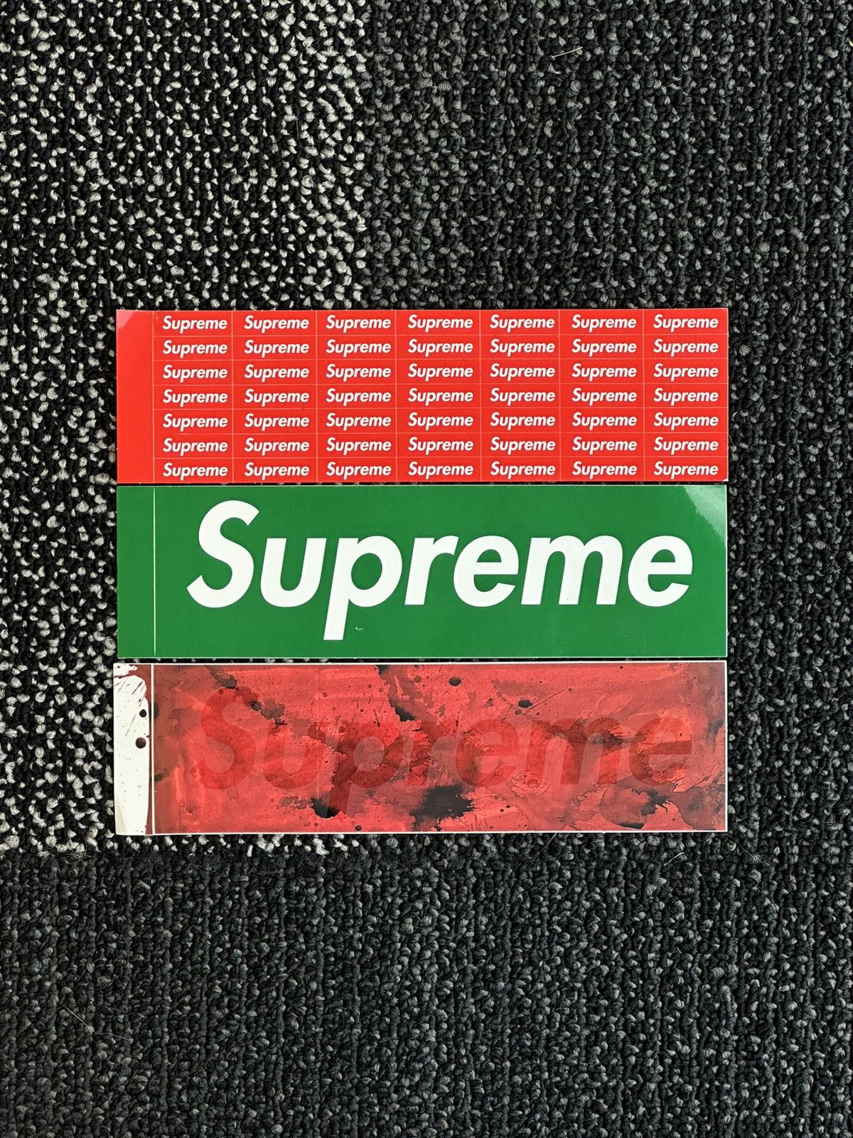 Supreme 3x Supreme Box Logo Stickers Lot Size ONE SIZE - 1 Thumbnail
