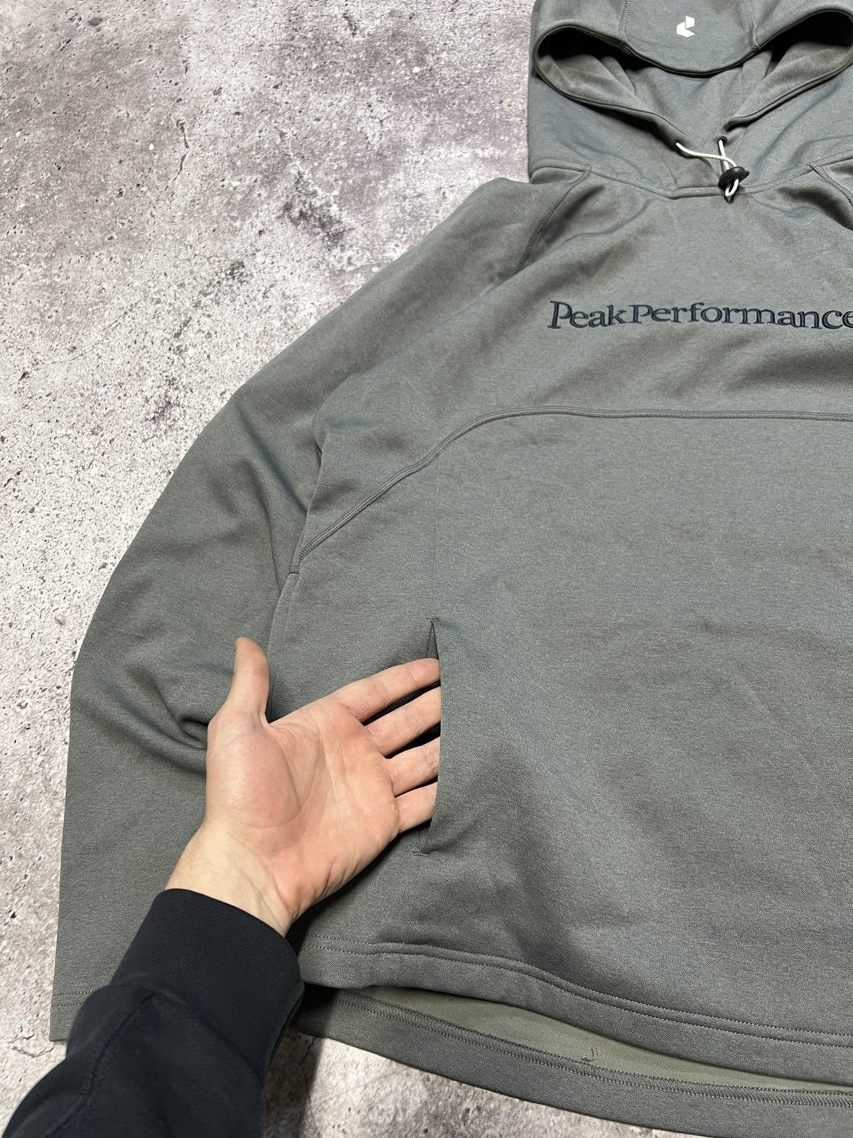 Peak Performance Peak Performance Hoodie Big Logo Dan Hood Outdoor Size US XL / EU 56 / 4 - 4 Thumbnail
