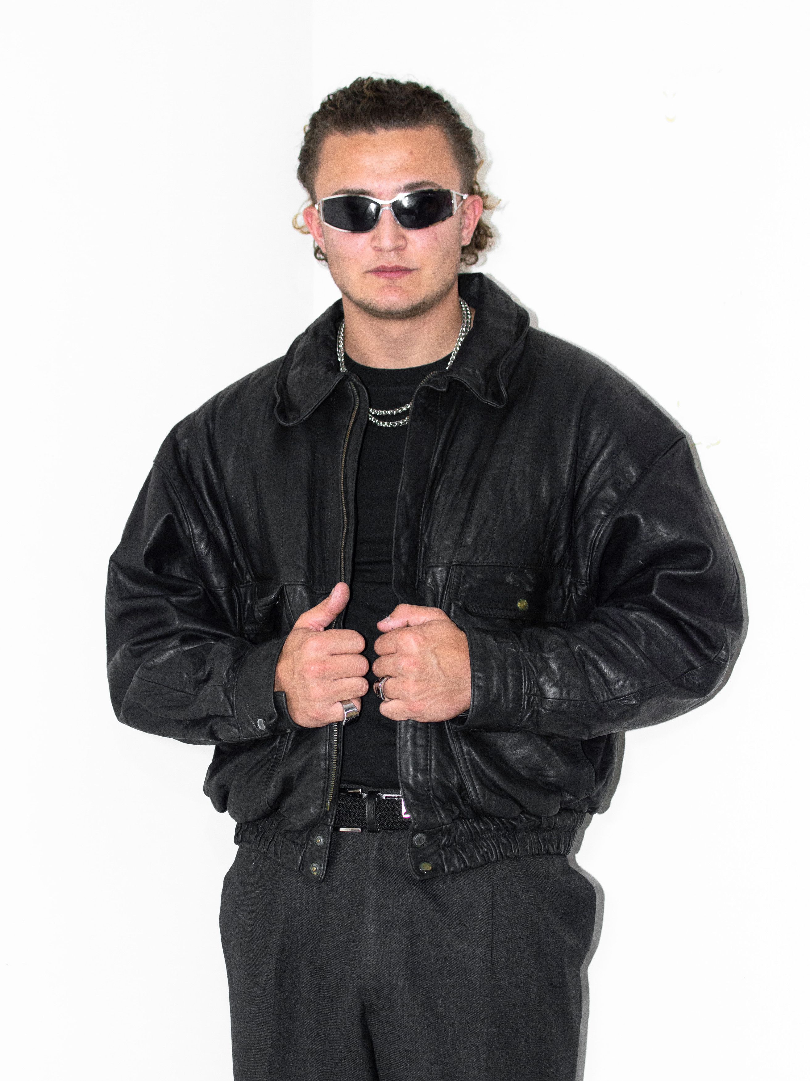 Designer × Vintage Vintage 90s Black Real Leather Oversize Boxy Bomber Jacket Size US XL / EU 56 / 4 - 1 Thumbnail
