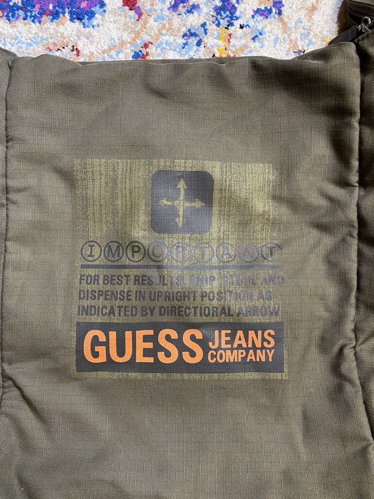 Guess 2003 Guess Jeans Company Multizipper Sling Fatigue Bag Size ONE SIZE - 6 Thumbnail
