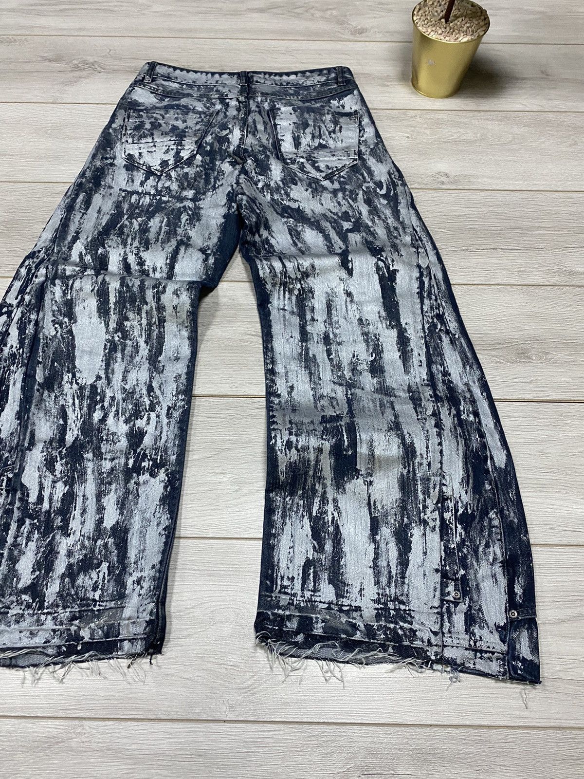 Other Distressed painted jnco style wide dirty jeans designer Size US 31 - 7 Thumbnail