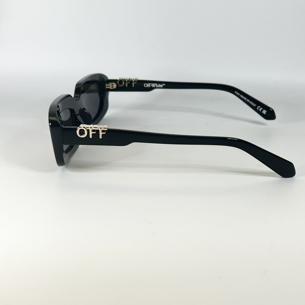 Off-White New Pair of Off-White 52mm Renton Rectangle Sunglass Size ONE SIZE - 3 Thumbnail
