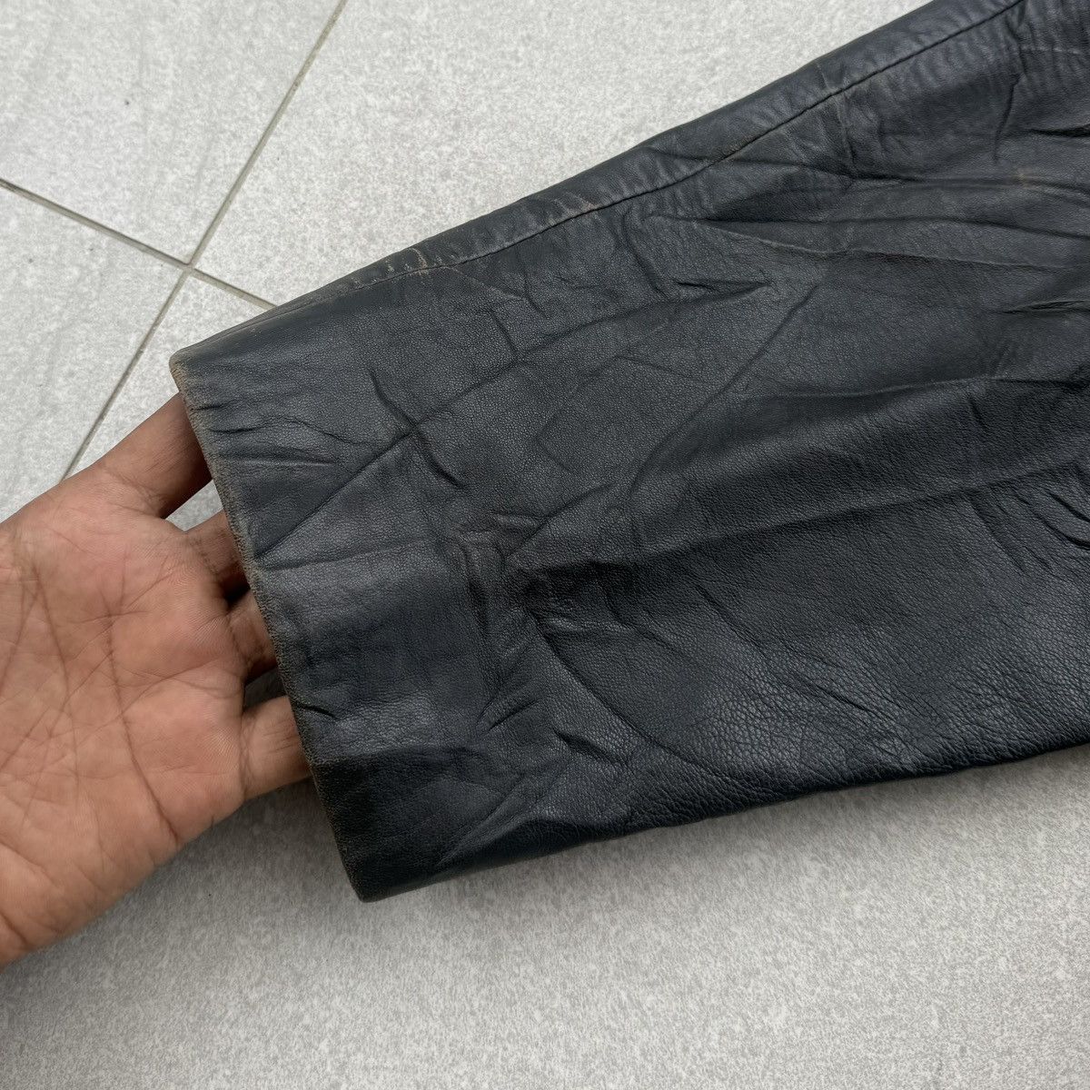 Balenciaga Balenciaga Leather Distressed Coat Black Oversized Jacket Size US L / EU 52-54 / 3 - 19 Thumbnail