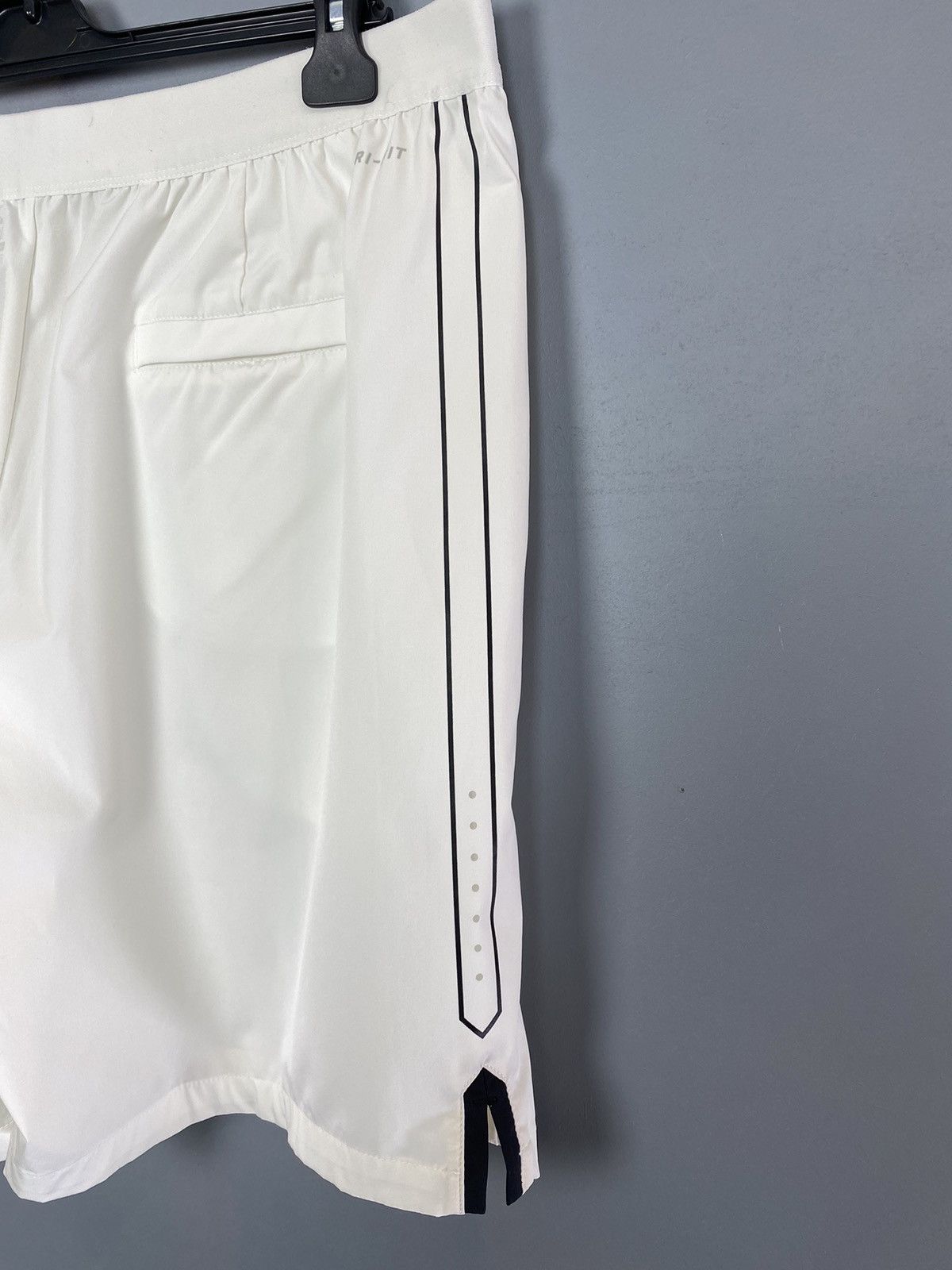Other Nike Tennis Court Dri-Fit Swoosh Shorts Sportswear White Top Size US 36 / EU 52 - 8 Thumbnail