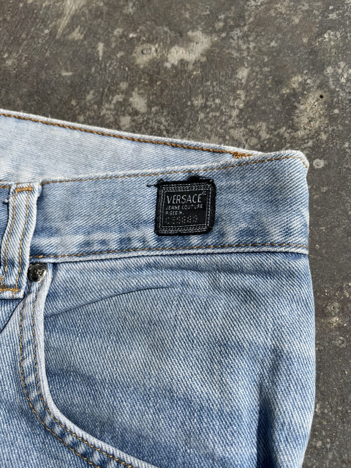 Versace × Versace Jeans Couture × Vintage Vintage Versace Jeans Couture Size US 30 / EU 46 - 8 Thumbnail