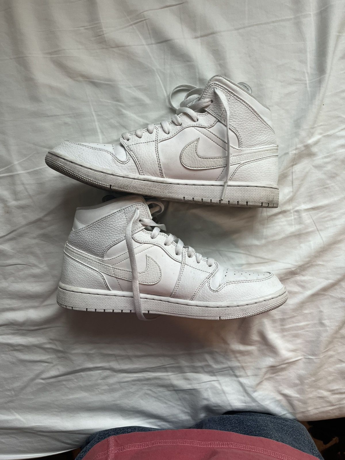 Nike Nike triple white air Jordan’s Size US 10.5 / EU 43-44 - 1 Thumbnail