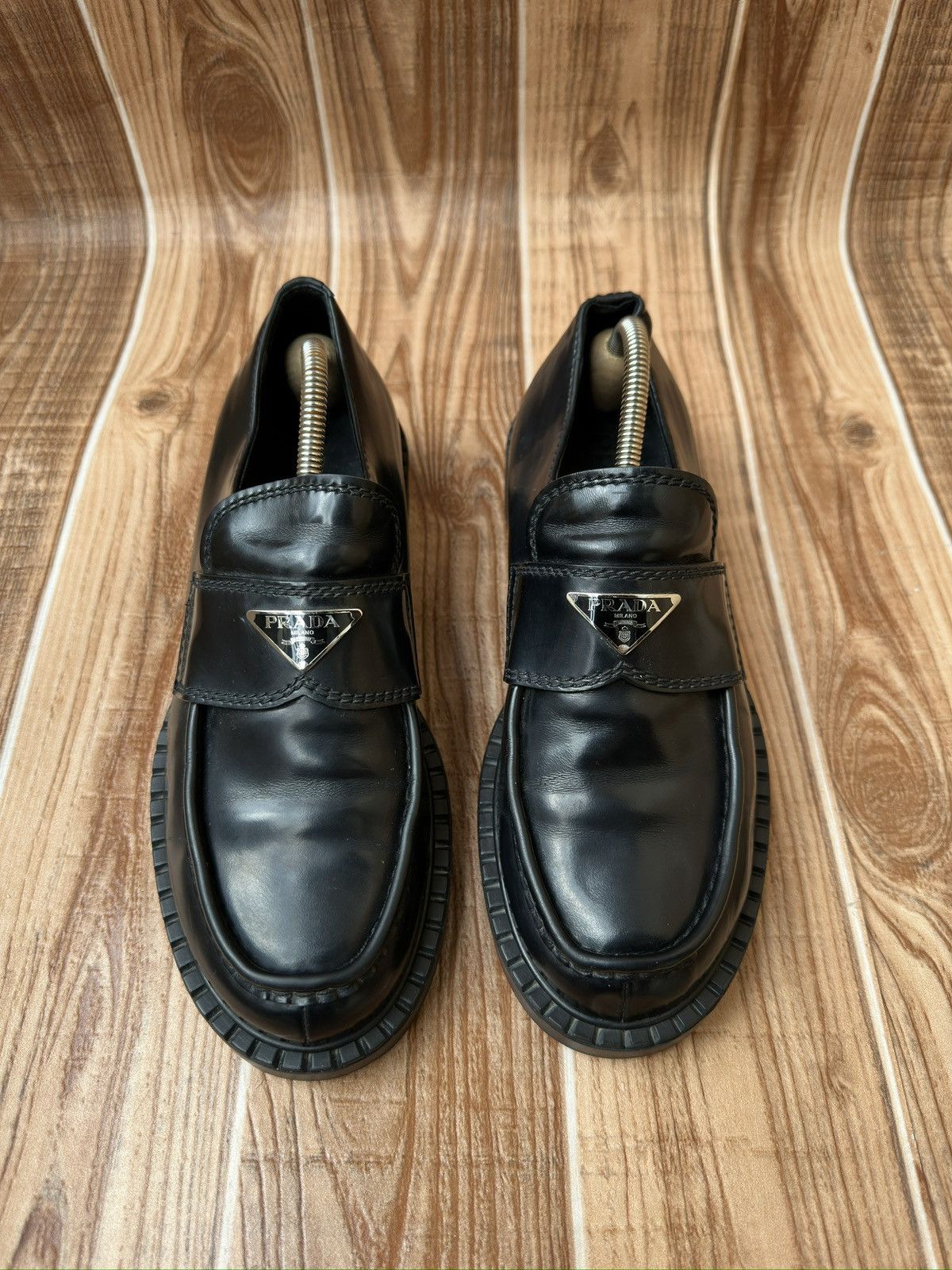 Prada Prada Brushed Leather Logo Loafers Size US 7.5 / EU 40-41 - 4 Thumbnail