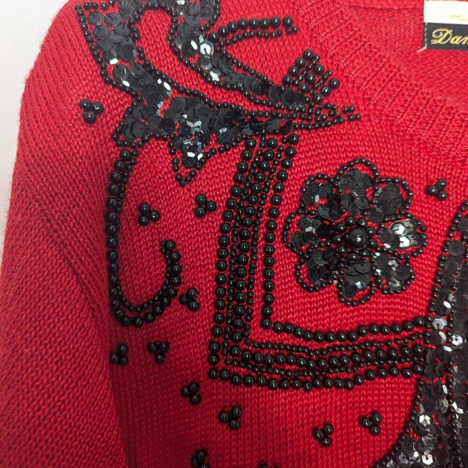 Vintage Vintage Dana Scott Red Long Sleeve Beaded Button Up Cardigan Size S / US 4 / IT 40 - 6 Thumbnail