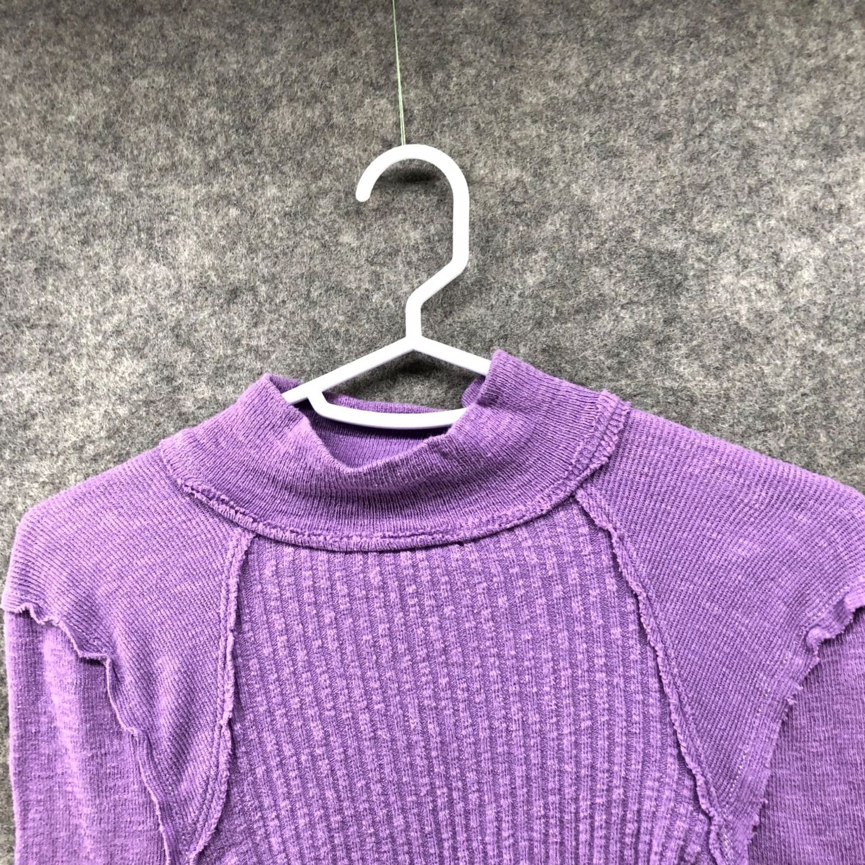 Urban Outfitters VINTAGE? No. Urban Outfitters BDG Messi Seamed Mock Neck Crop Top Womens S Purple Long Sleeve Size S / US 4 / IT 40 - 3 Thumbnail