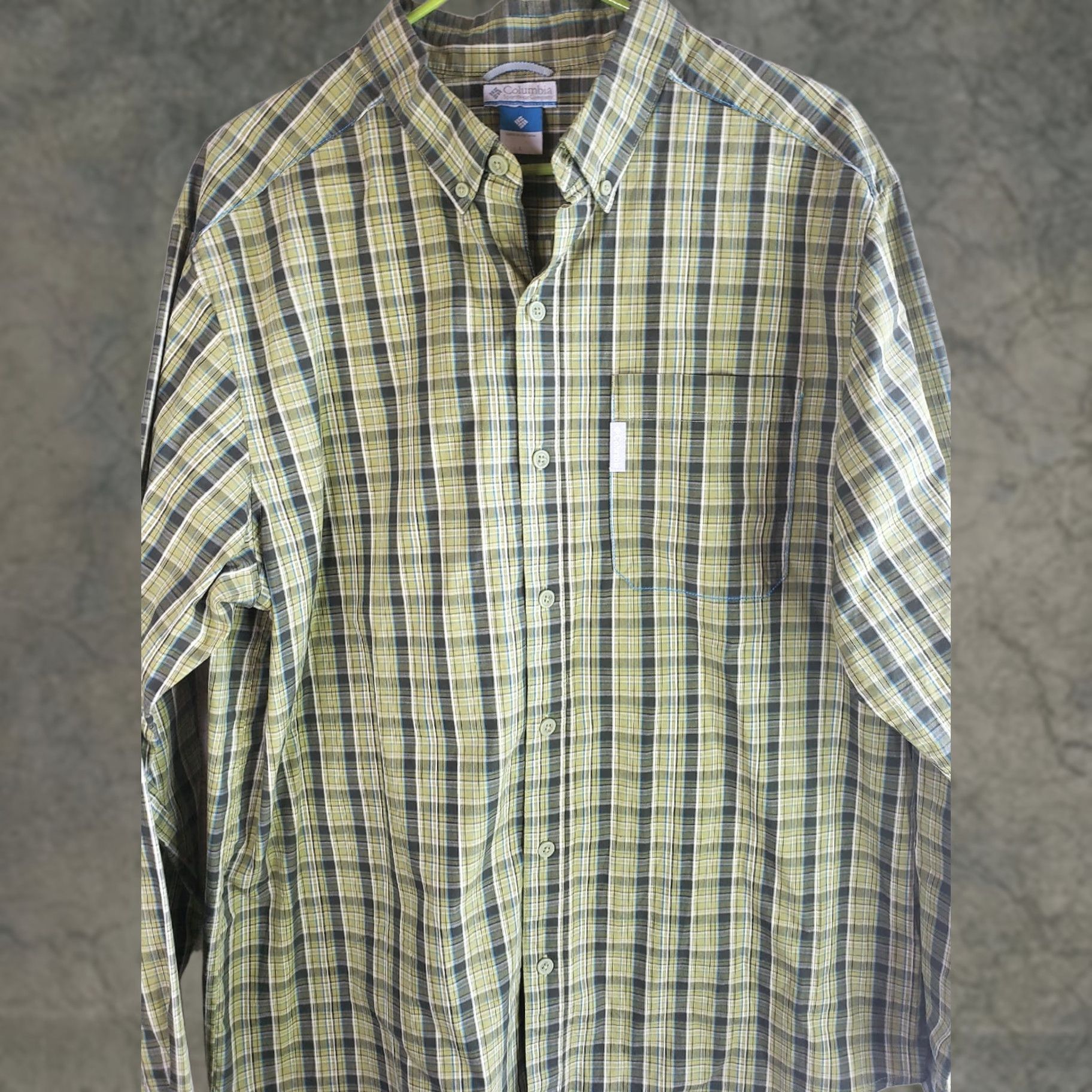Vintage Columbia Men's L Green Plaid Long Sleeve Button-Up Shirt Nice! Shirt is in Absolutely Perfect Condition with no stains or blemishes. Pre-owned. Size US L / EU 52-54 / 3 - 1 Thumbnail
