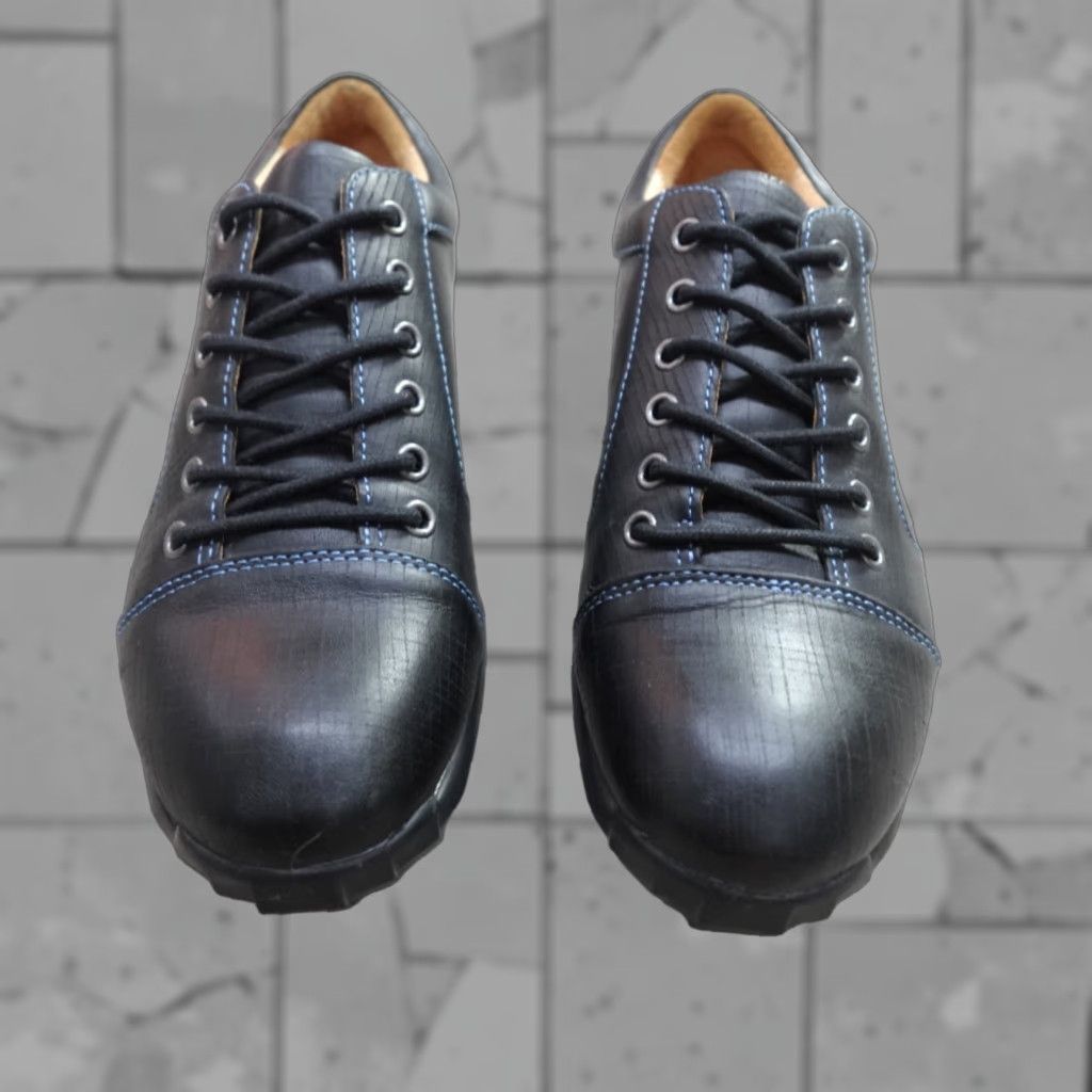 John Fluevog John Fluevog Sneakers 8 Black Leather Elroy Cap Toe Men Casual Shoe Cap Toe 8 Black Leather Sneakers D Rubber Cap Toe Size ONE SIZE - 1 Thumbnail