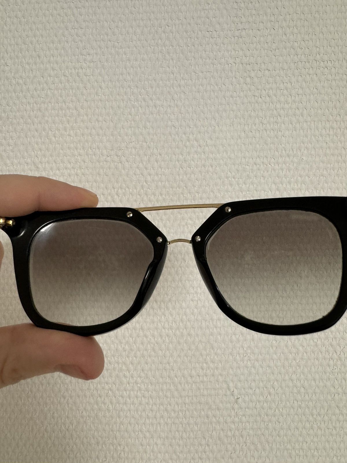 Prada Prada SPR 13Q 5420 sunglasses Gold / Black Size ONE SIZE - 11 Thumbnail