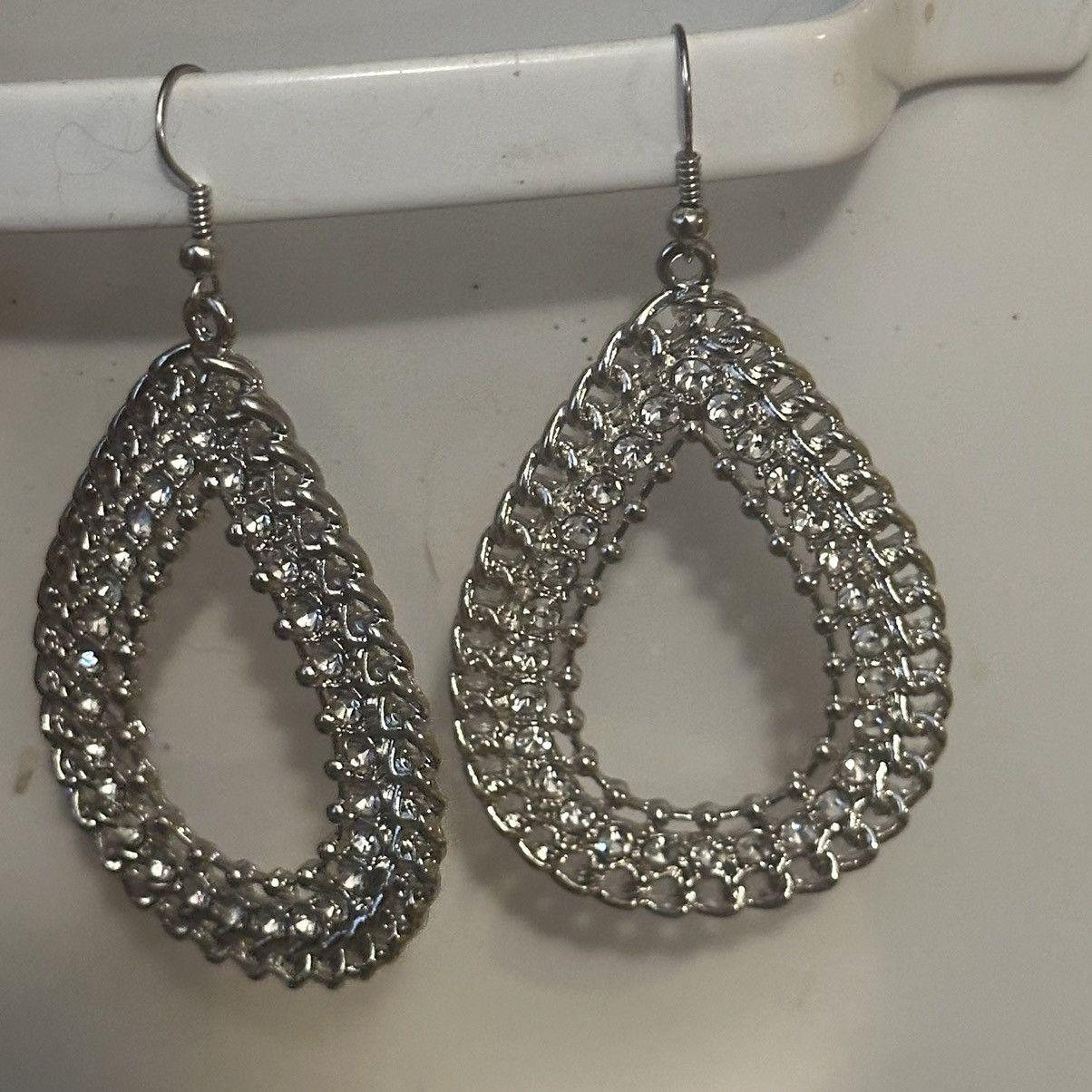 Other Large rhinestone open teardrop dangle earrings Size ONE SIZE - 5 Thumbnail