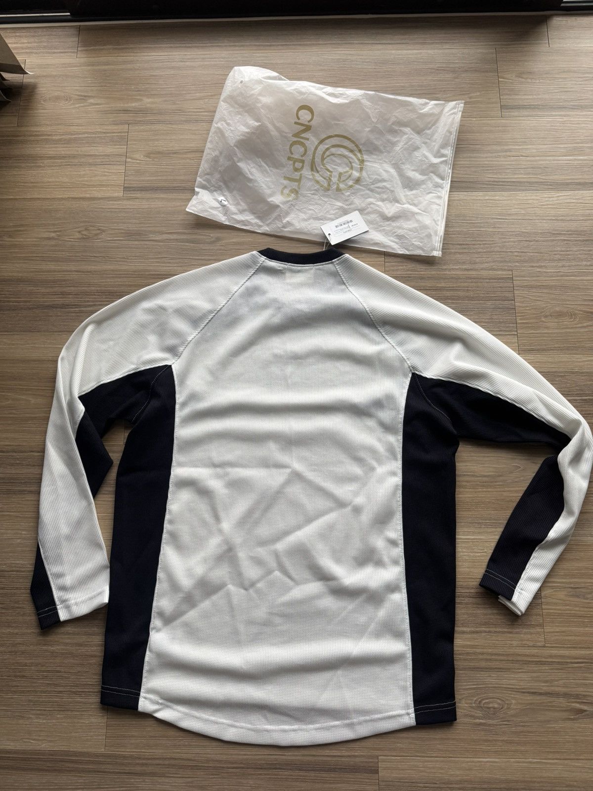 CNCPTS CNCPTS Contrast Poly Waffle Sport Shirt Size L Size US L / EU 52-54 / 3 - 6 Thumbnail