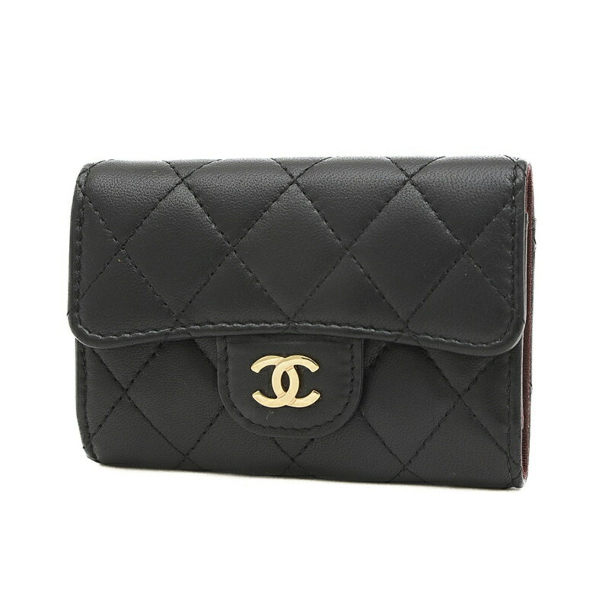 image of Chanel Matelasse Key Case 4 Lambskin Black A84028, Women's