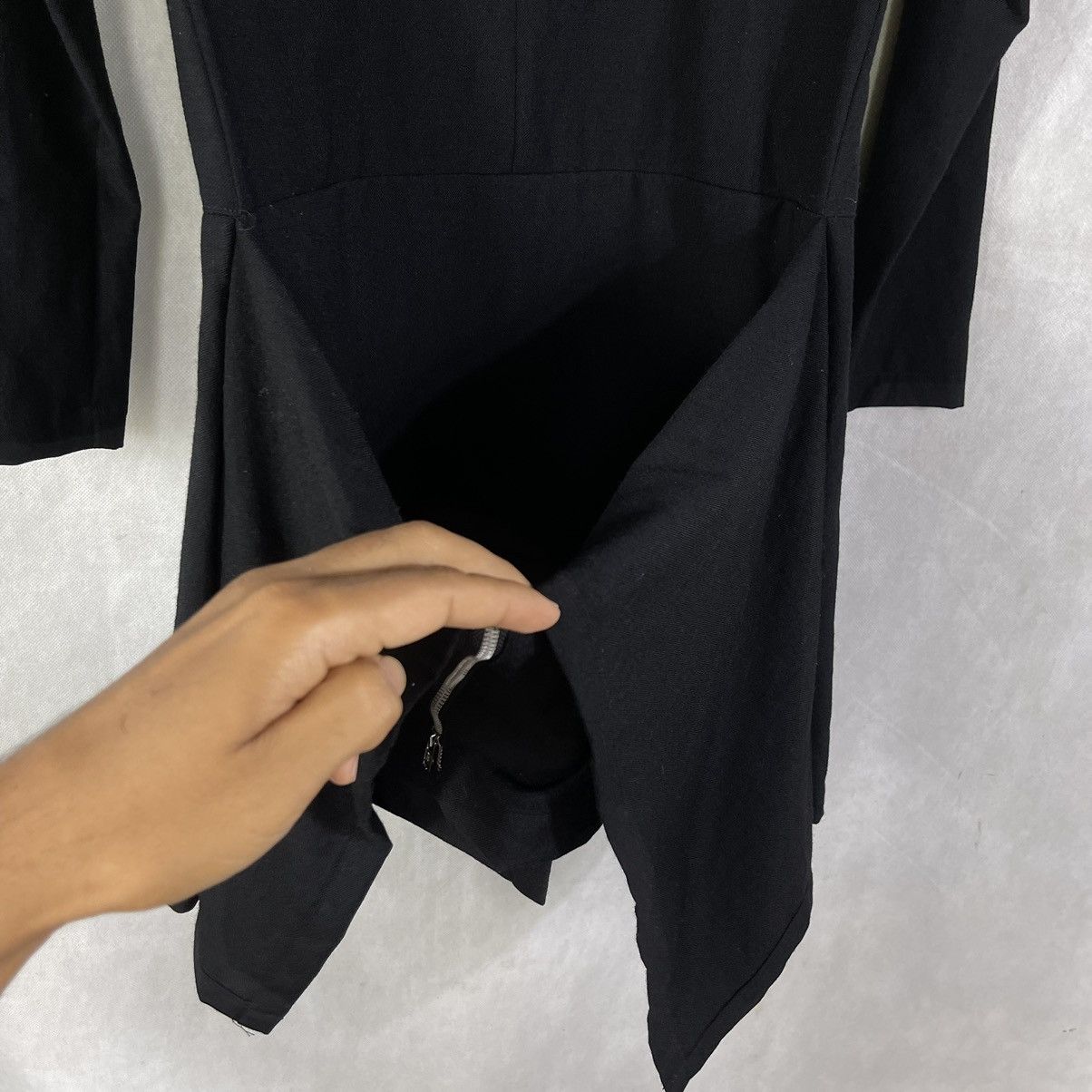 Issey Miyake × Zucca Rare! Zucca by Issey Miyake Asymmetrical Wool Mini Dress Size M / US 6-8 / IT 42-44 - 8 Thumbnail