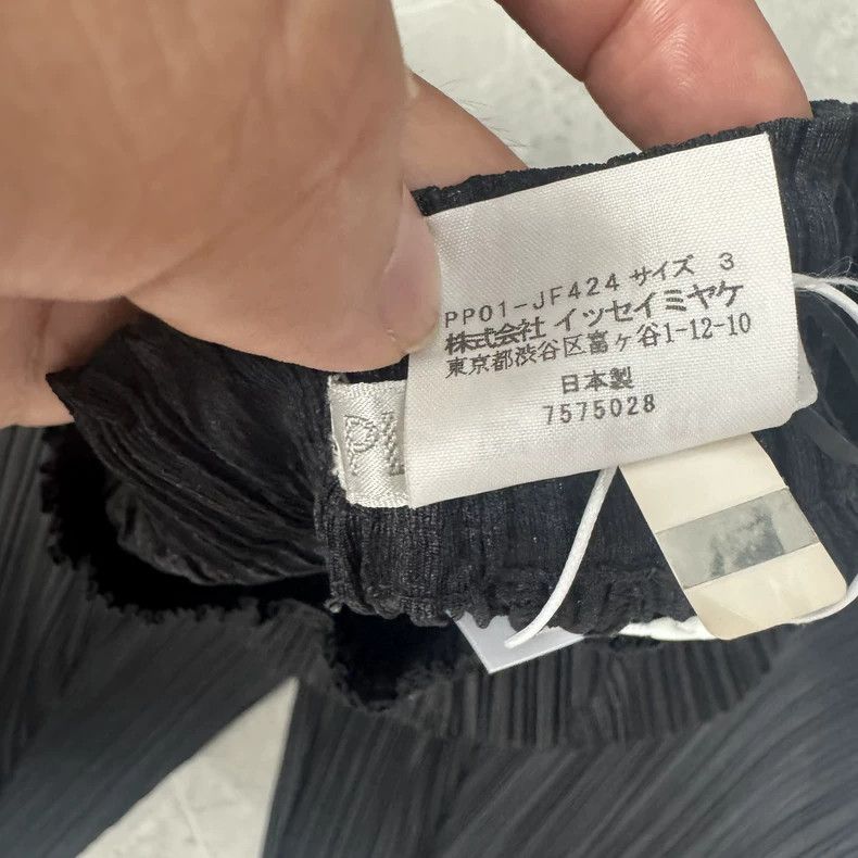 Issey Miyake Issey Miyake size:3 Black pleated irregular-shaped pants Size 31" - 5 Thumbnail
