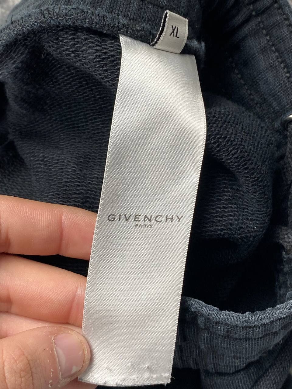 Givenchy Givenchy Shorts Big Logo Size US 36 / EU 52 - 7 Thumbnail