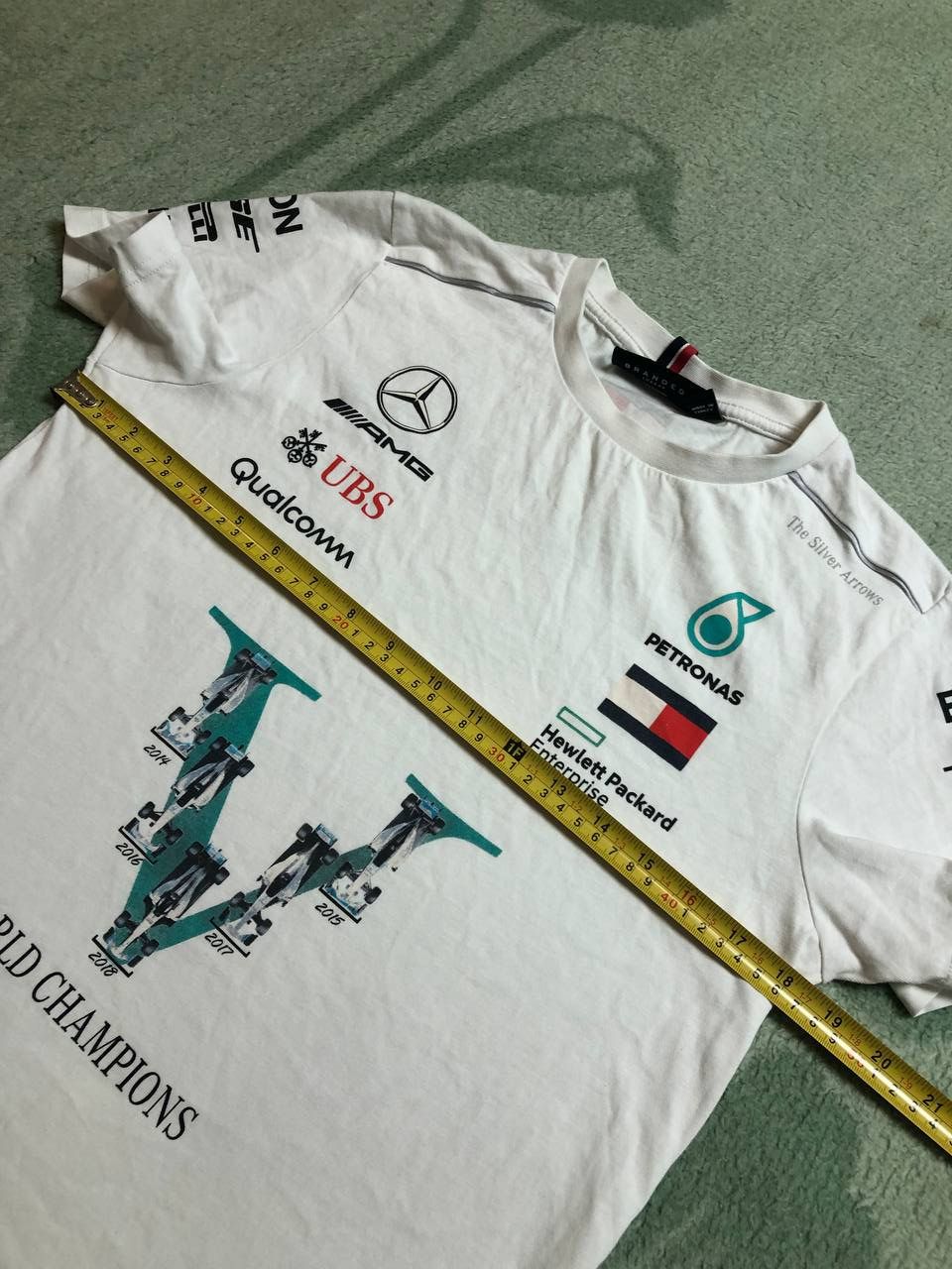 Mercedes-Benz Vintage AMG Petronas Motorsport Jersey Size S Size US S / EU 44-46 / 1 - 11 Thumbnail