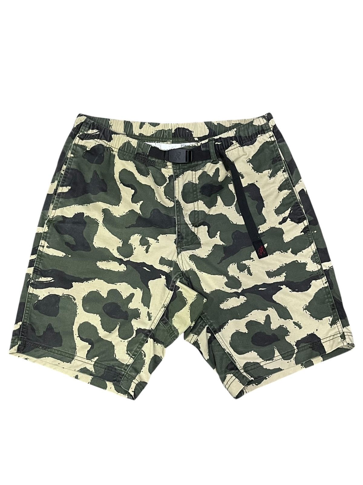 Gramicci Gramicci Camo Outdoor Shorts Size 30” Size US 30 / EU 46 - 1 Thumbnail