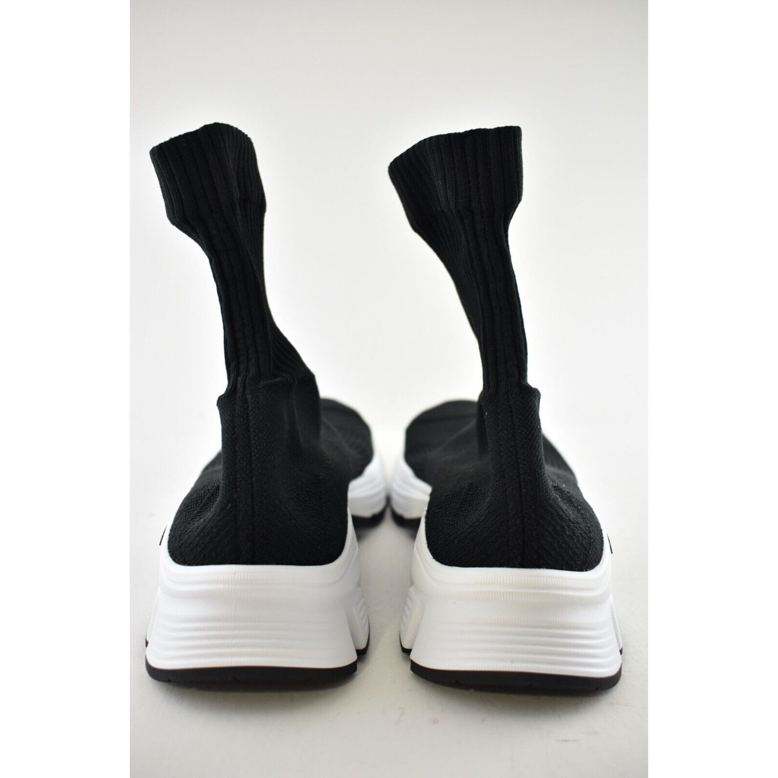 Balenciaga Balenciaga Speed 3.0 Sock White Black High Top Sneakers 41 Size US 11 / IT 41 - 11 Thumbnail