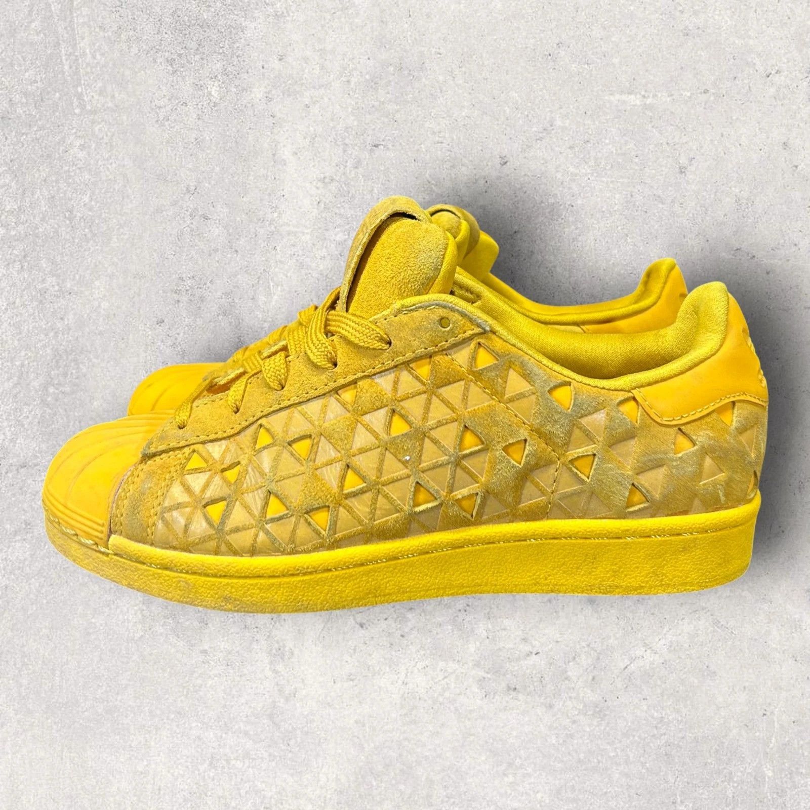 Adidas Adidas Sneakers Shoes Size 4 Superstar J Gold Yellow Suede S Size US 5 / EU 37 - 6 Thumbnail
