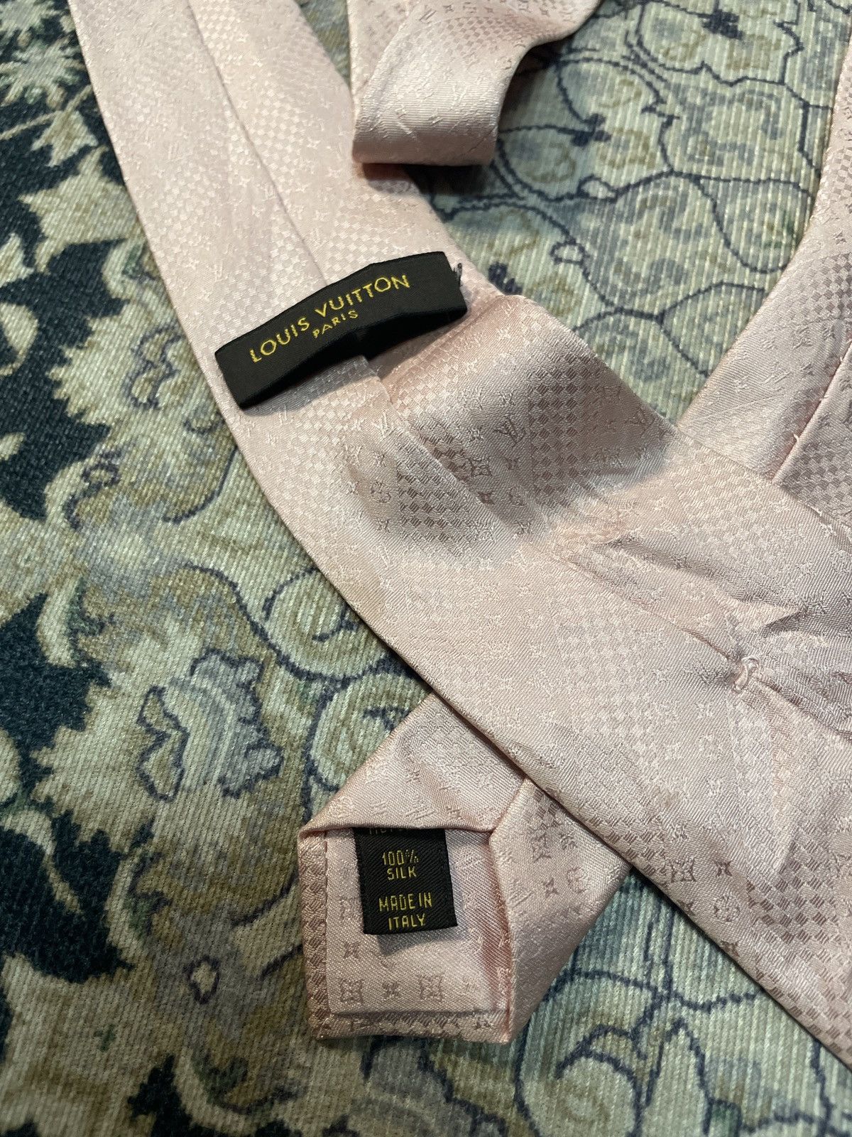 Louis Vuitton Louis Vuitton Tie. Made in Italy 100 silk Size ONE SIZE - 4 Thumbnail