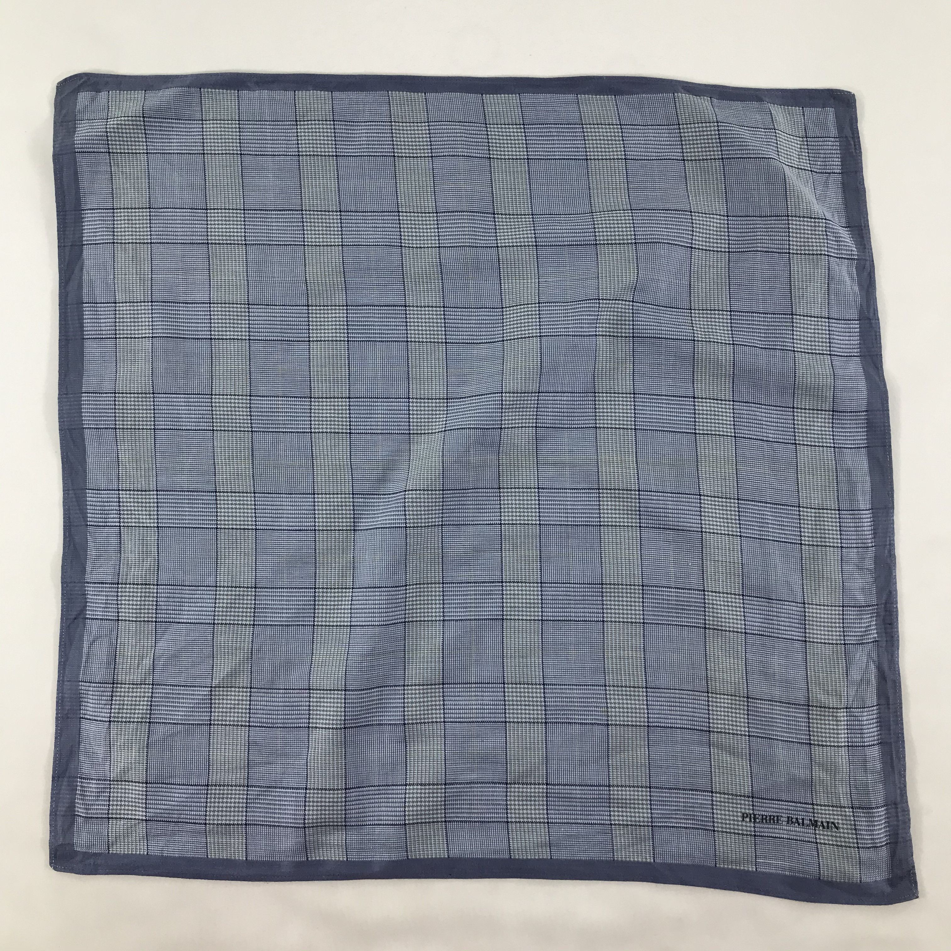 Pierre Balmain × Vintage Pierre Balmain Bandana / Handkerchief / Neckerchief - S1880 Size ONE SIZE - 1 Thumbnail