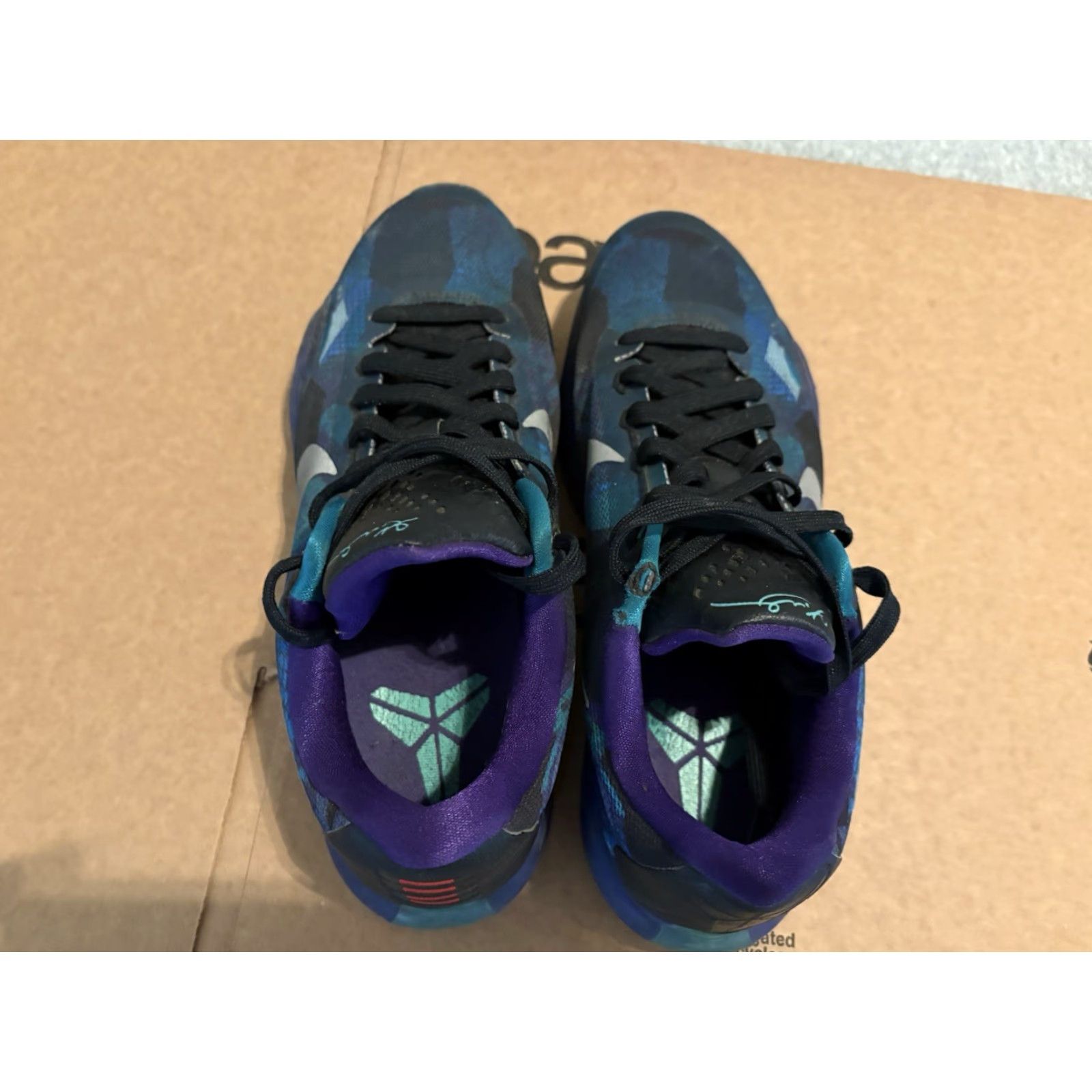 Nike Nike Kobe 10 Sneaker Men 9 Purple Emerald Glow-Silver-Court Purple 2015 705317-305 USED Size US 9 / EU 42 - 6 Thumbnail